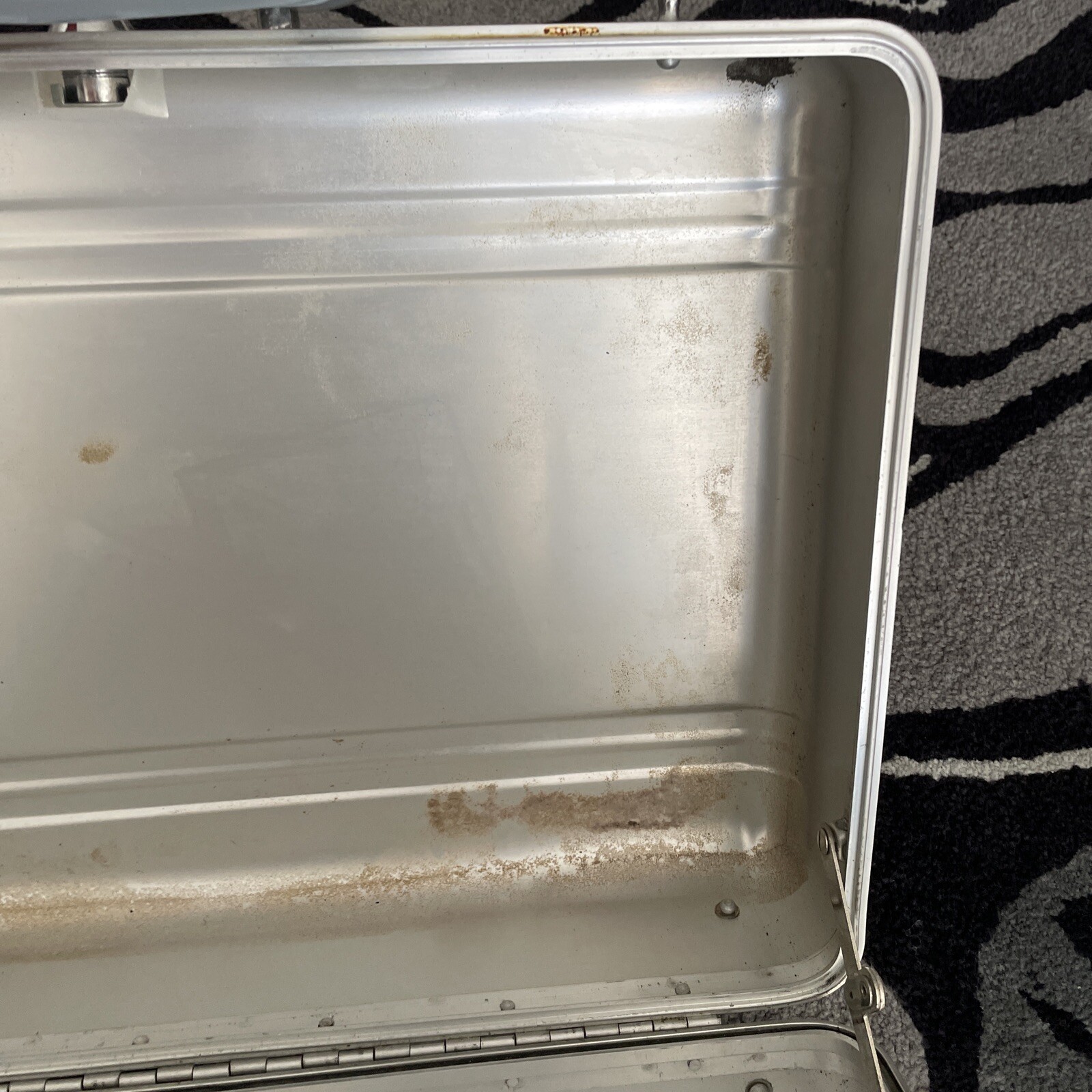 Vintage Bittco Weathermaster Aluminum Briefcase/Camera Case 18x13x6 No Foam