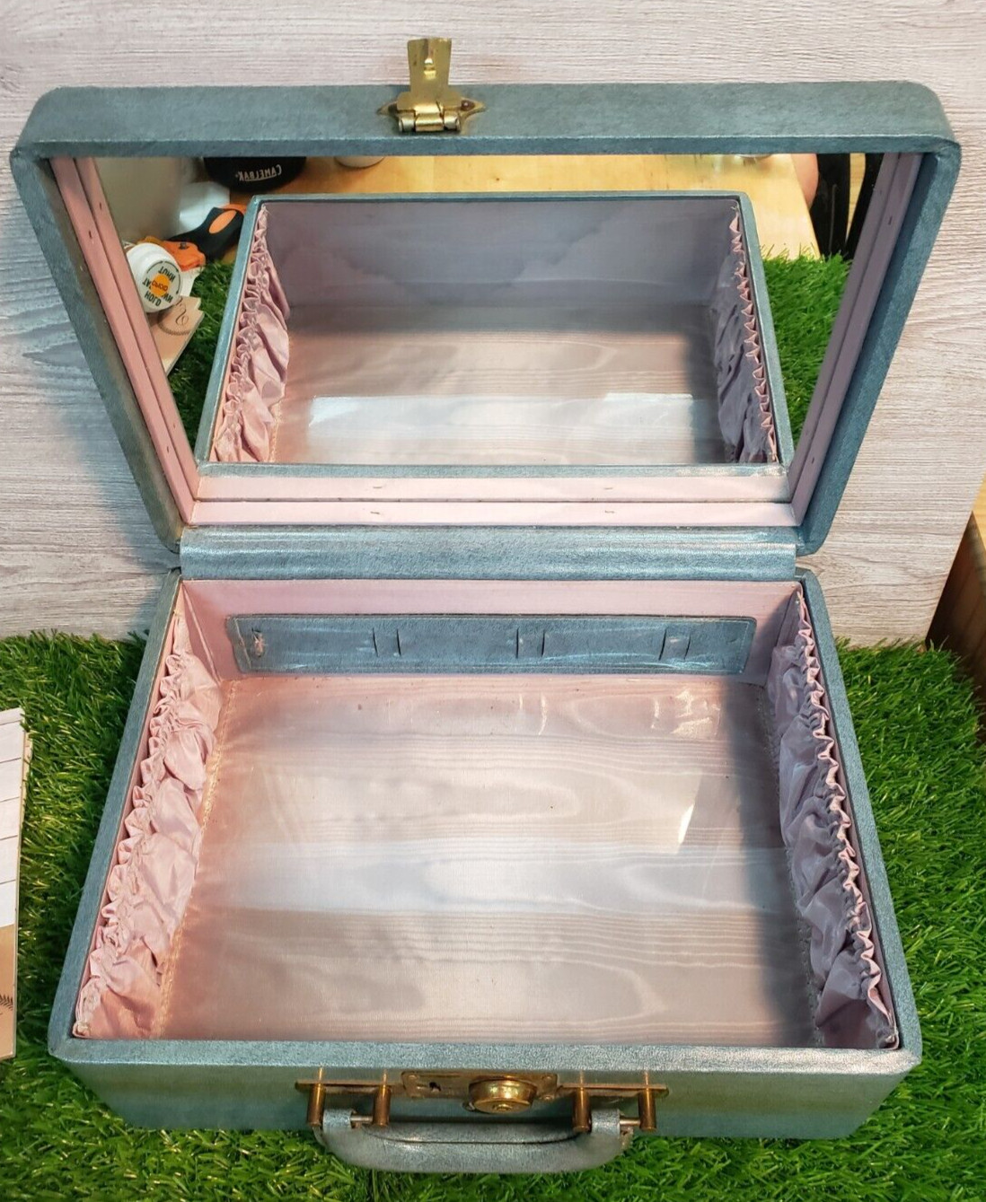 Vintage Shortrip Carry-On Beauty Case – Blue – 12.75″x9.25″x5.25″ – RE