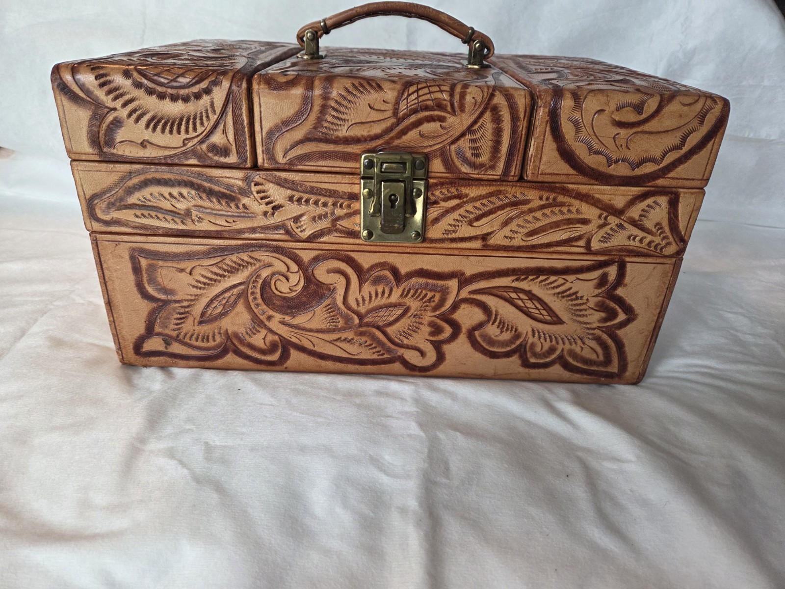 RARE!! Southwest Vintage Tooled Leather Jewelry/Cosmetic/Travel/Vanity Case