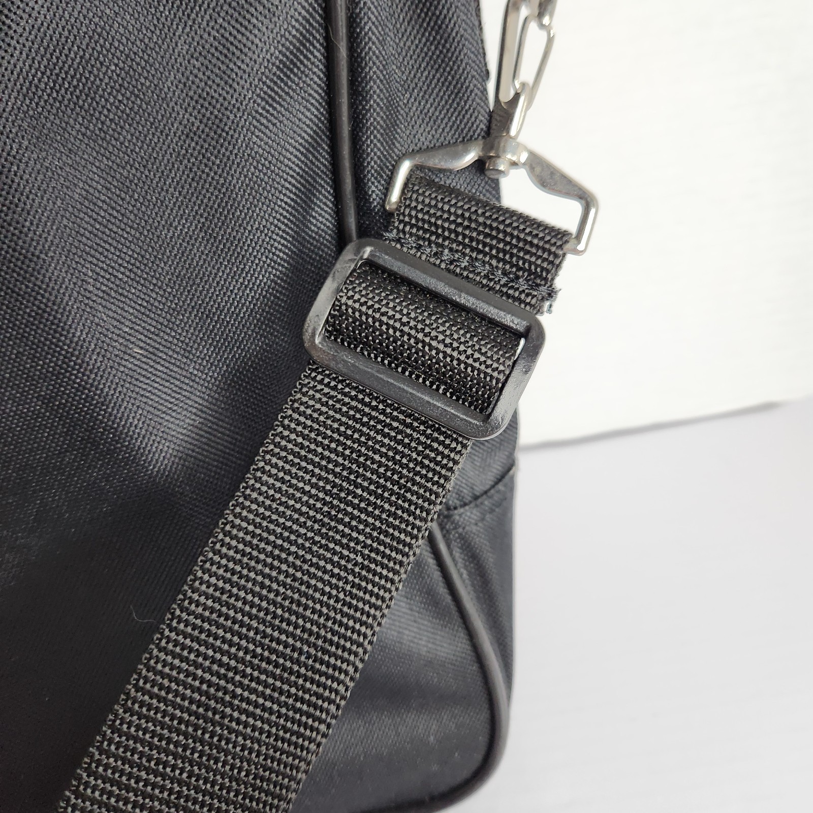 Vintage Black Nylon Travel Shoulder Bag Organizer Crossbody Carry On Utility