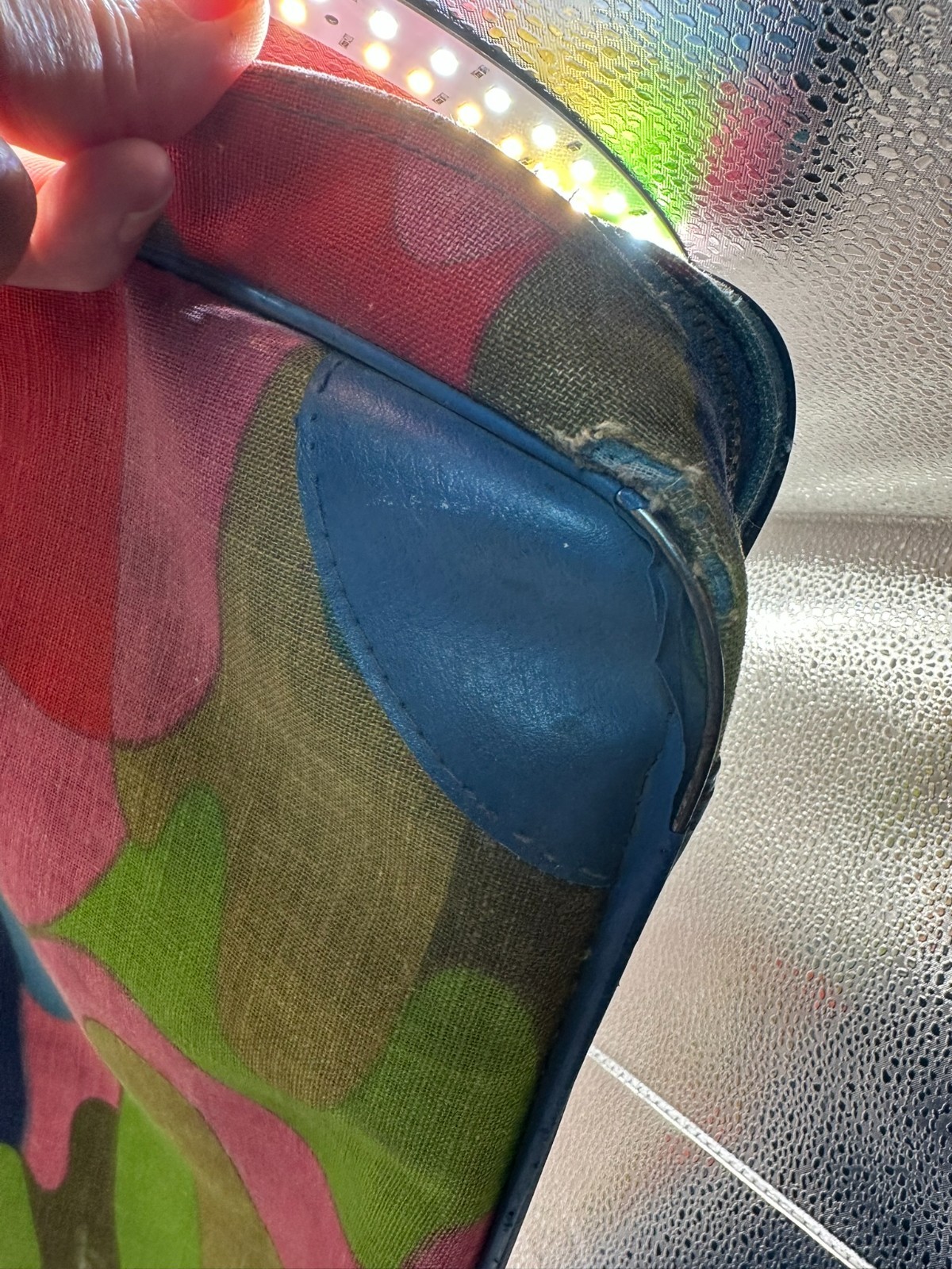 VTG Luggage Carry On Baggage Suitcase Bag Retro Hippie Psychedelic Camouflage
