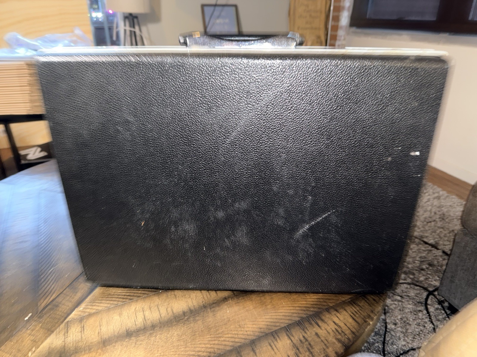 VINTAGE SAMSONITE CLASSIC 100 HARD BRIEFCASE BLACK COMBINATION BLACK UNLOCKED