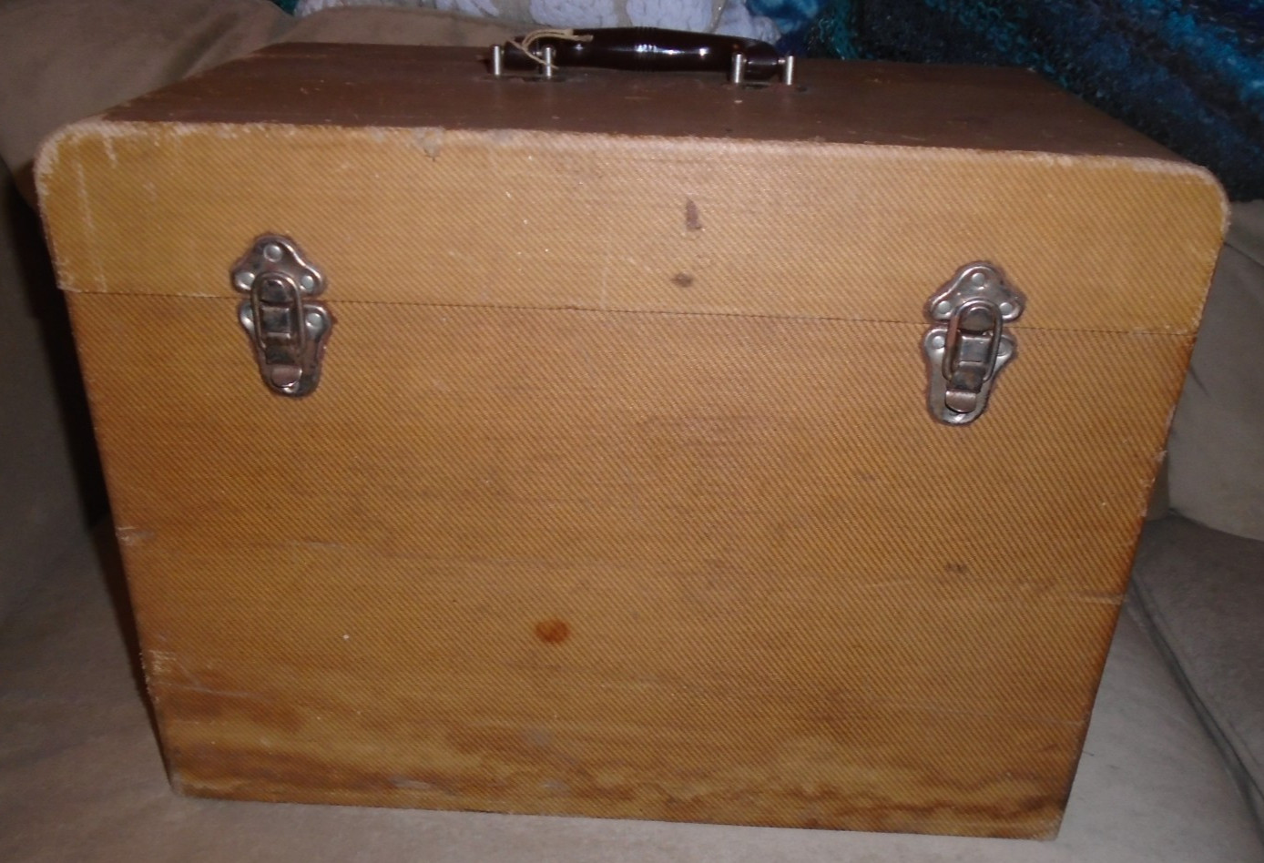 Antique 1920s Wood Train Case Trunk Suitcase Vintage Luggage 15″X18″