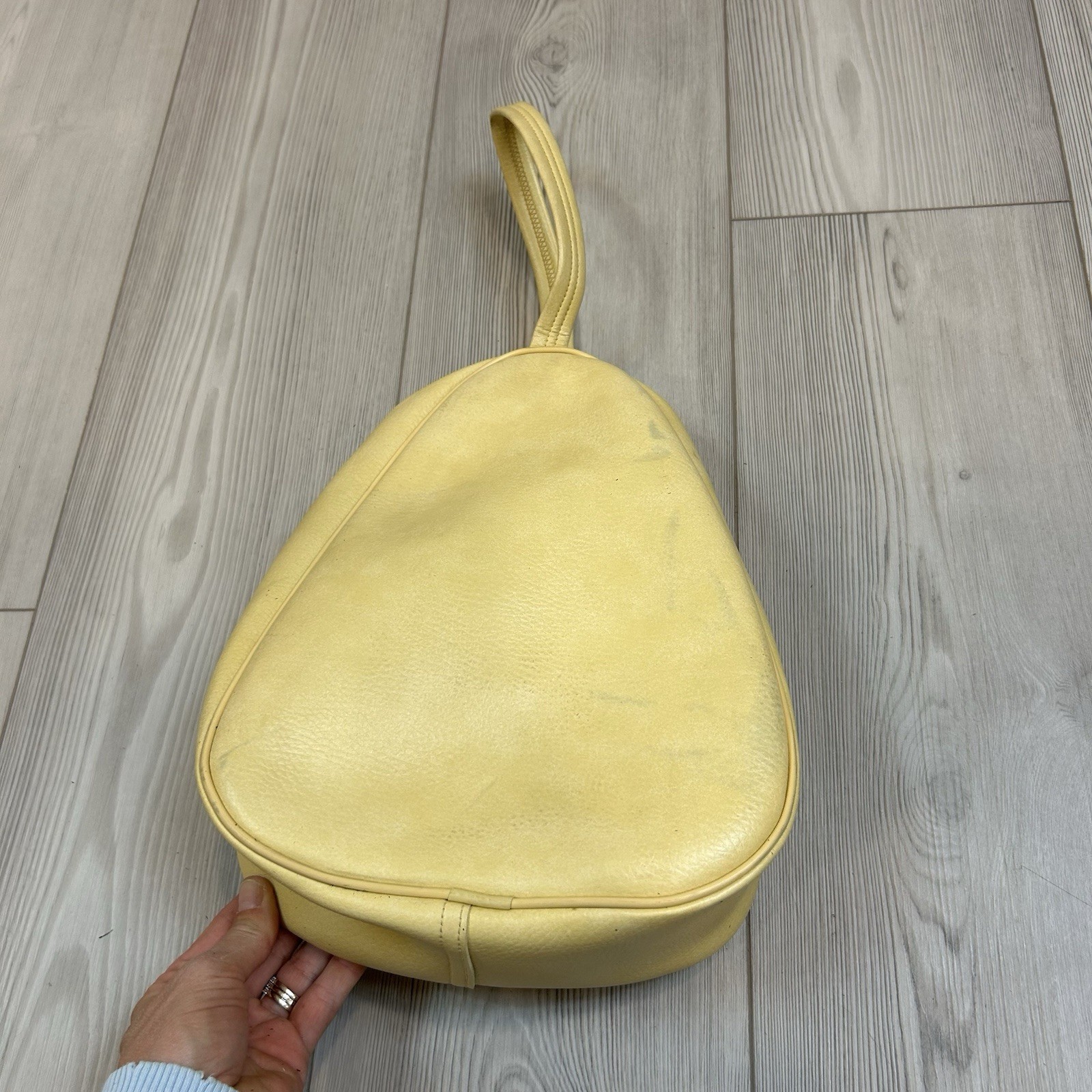 Vintage Vinyl Zipper Overnight Travel Suitcase Bag Butter Yellow Handle