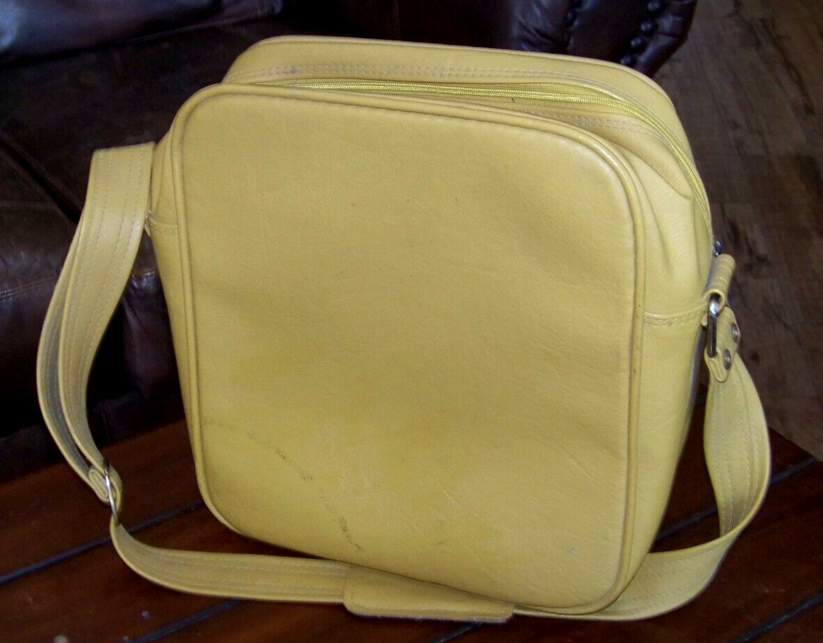Vintage Samsonite Montbello II Shoulder Bag – 12″ x 11″ x 5.5″ – Yellow