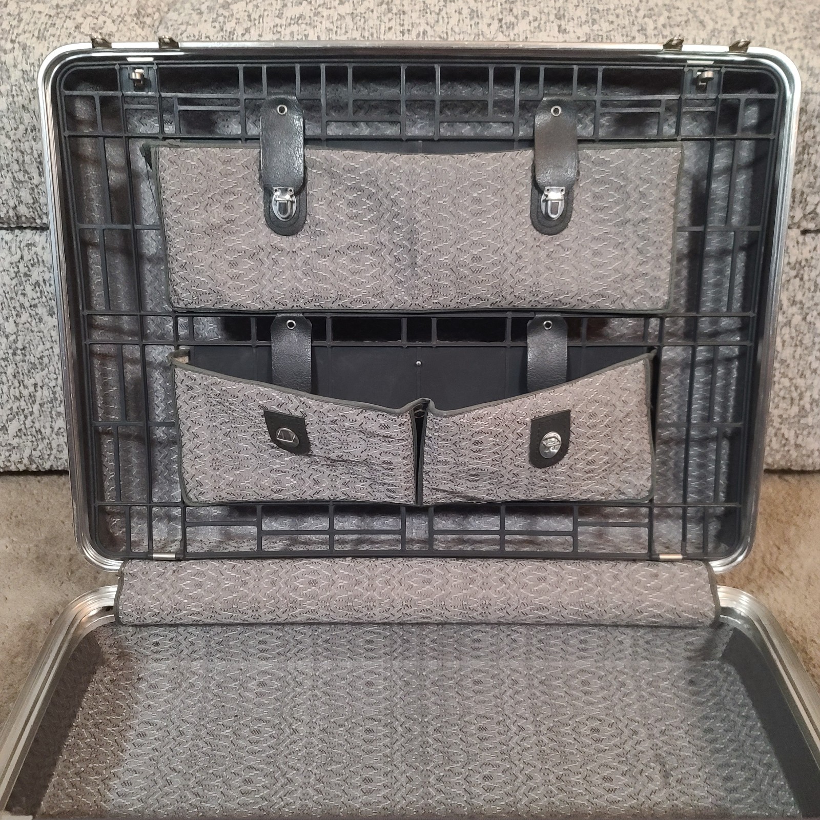 Vintage Sears Forecast Hard Shell Luggage Set w/Dividers Dark Gray No Keys