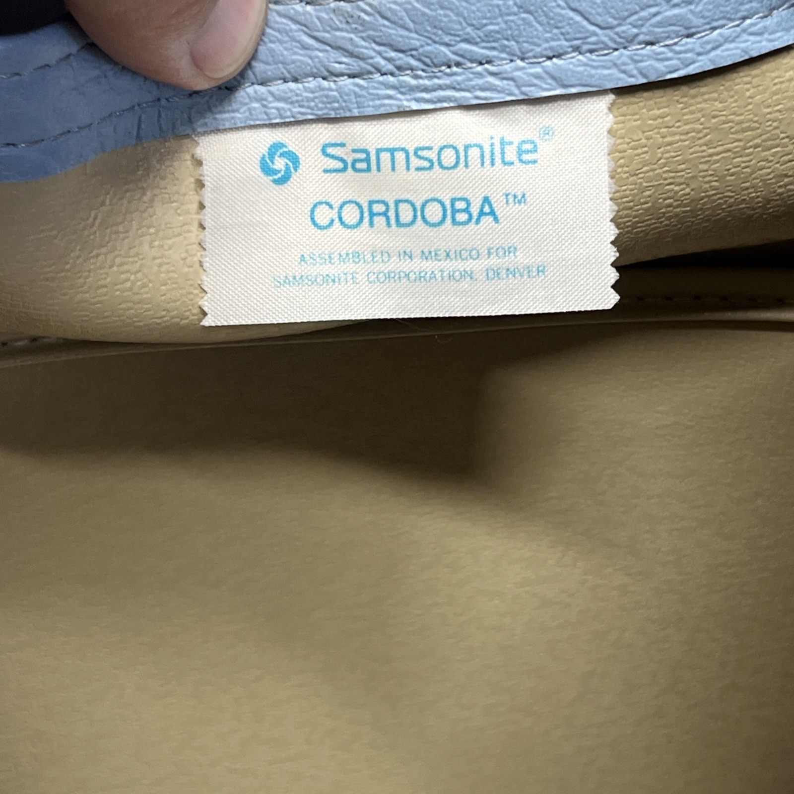 Vintage Samsonite Cordoba Blue Train Case Excellent Condition Mid 20th Century