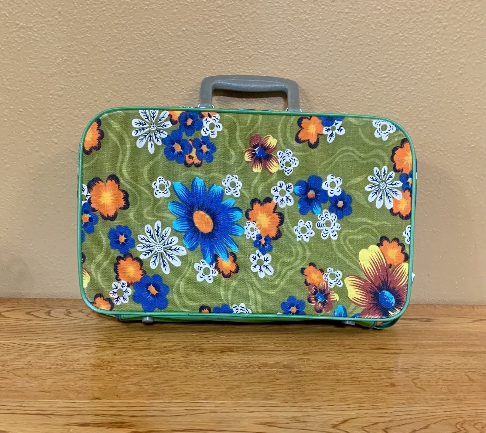 Vintage Bantam Travelware Green Floral Mod Suitcase Luggage Korea 1960s 1970s