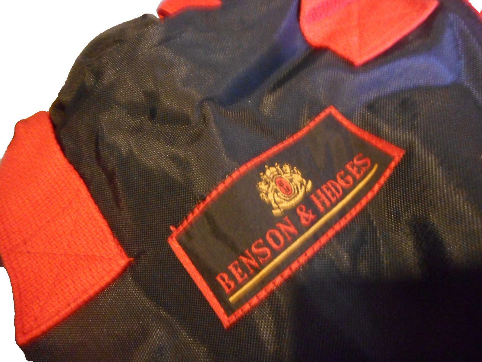 Benson Hedges Garment Bag Luggage Lightweight Black Vinyl Red Zip 80s PROMOTION