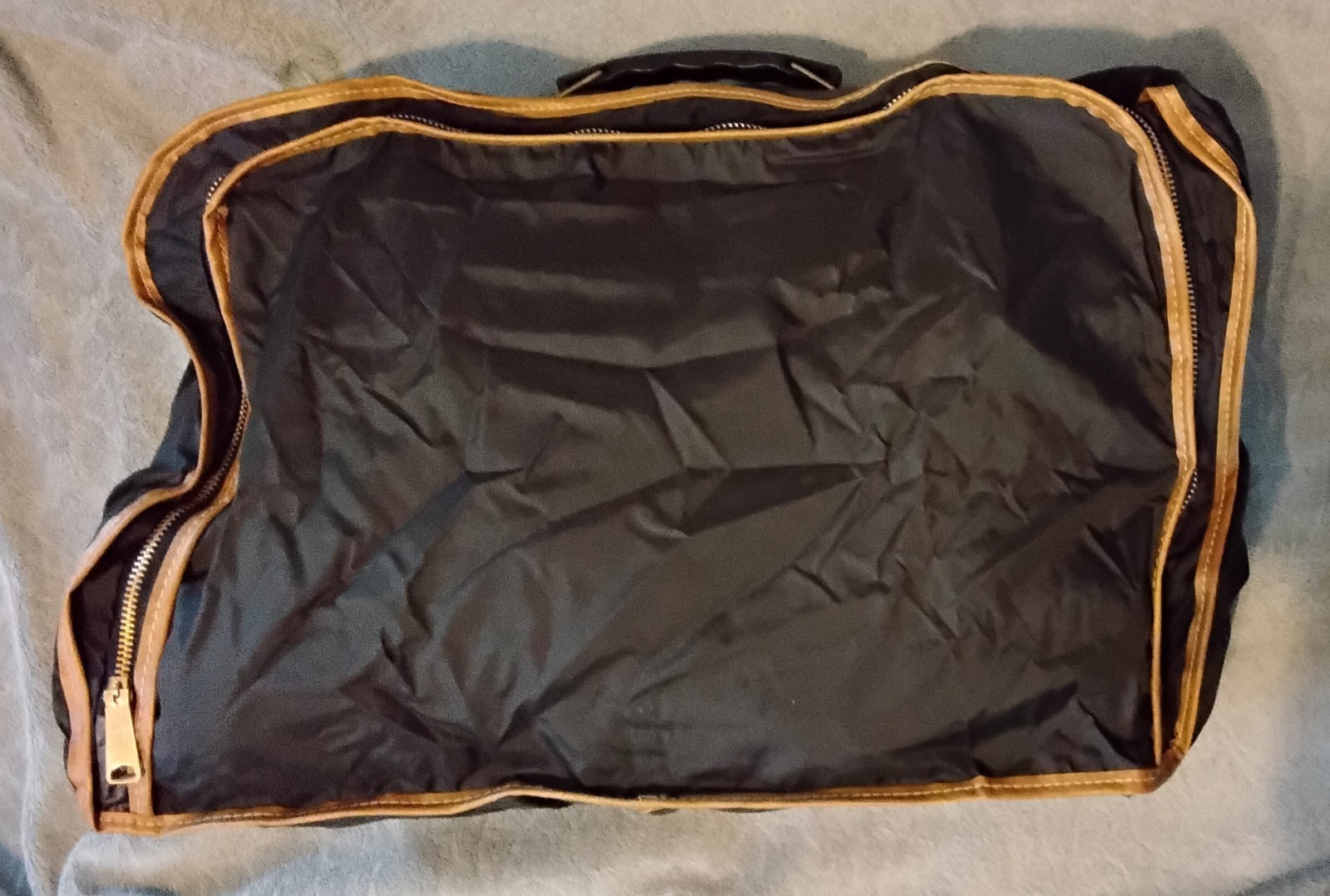 Vintage Black Beauty Nylon Travel Bags Nb-20 Stowaway Bag-Triangle Mfg