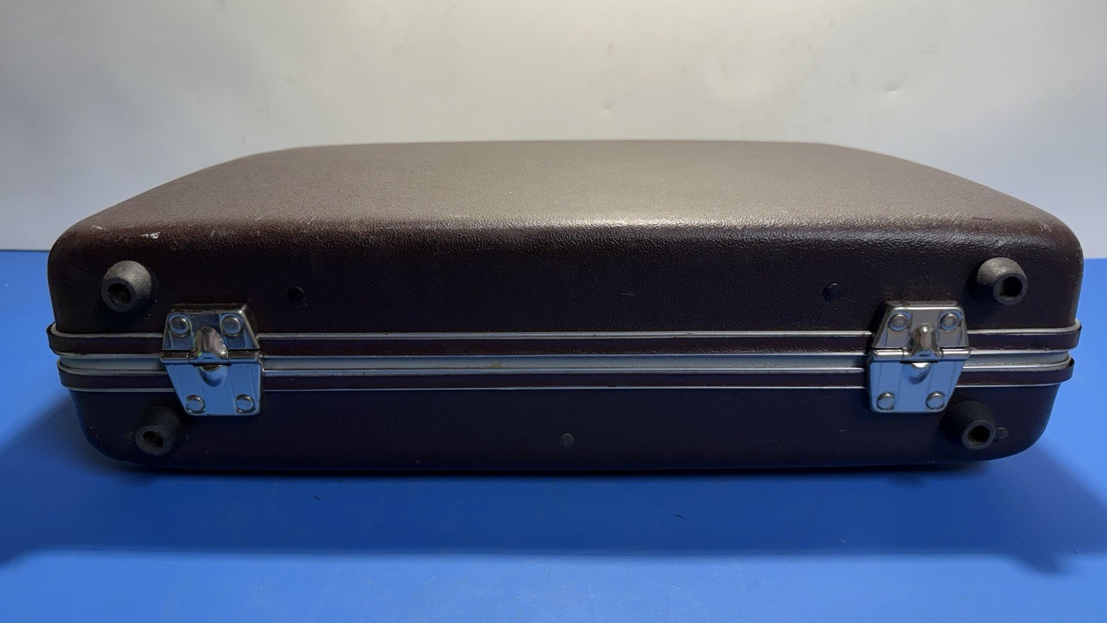 Vintage American Tourister Hard-Shell Briefcase Attache Case Brown – No Key