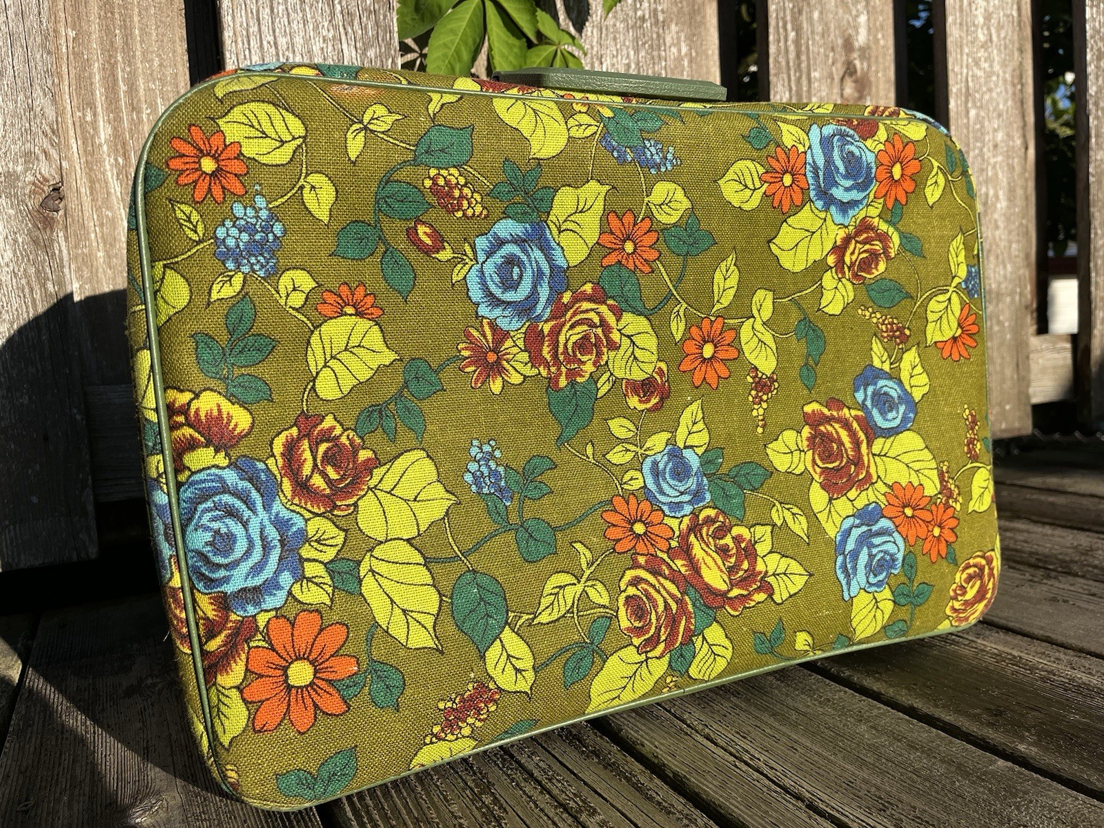Bantam Luggage Set (4) Vintage Floral Nesting Canvas Bags Made In Japan