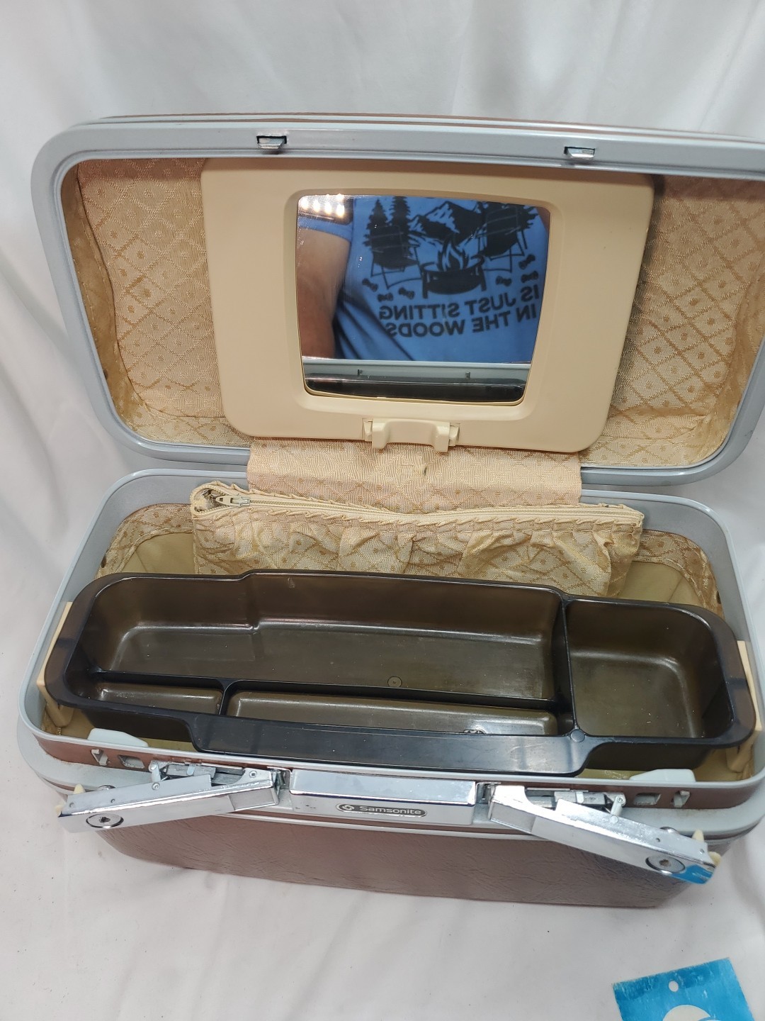 Vintage Samsonite Silhouette Train Makeup Vanity Case Mirror & Key Ginger Color