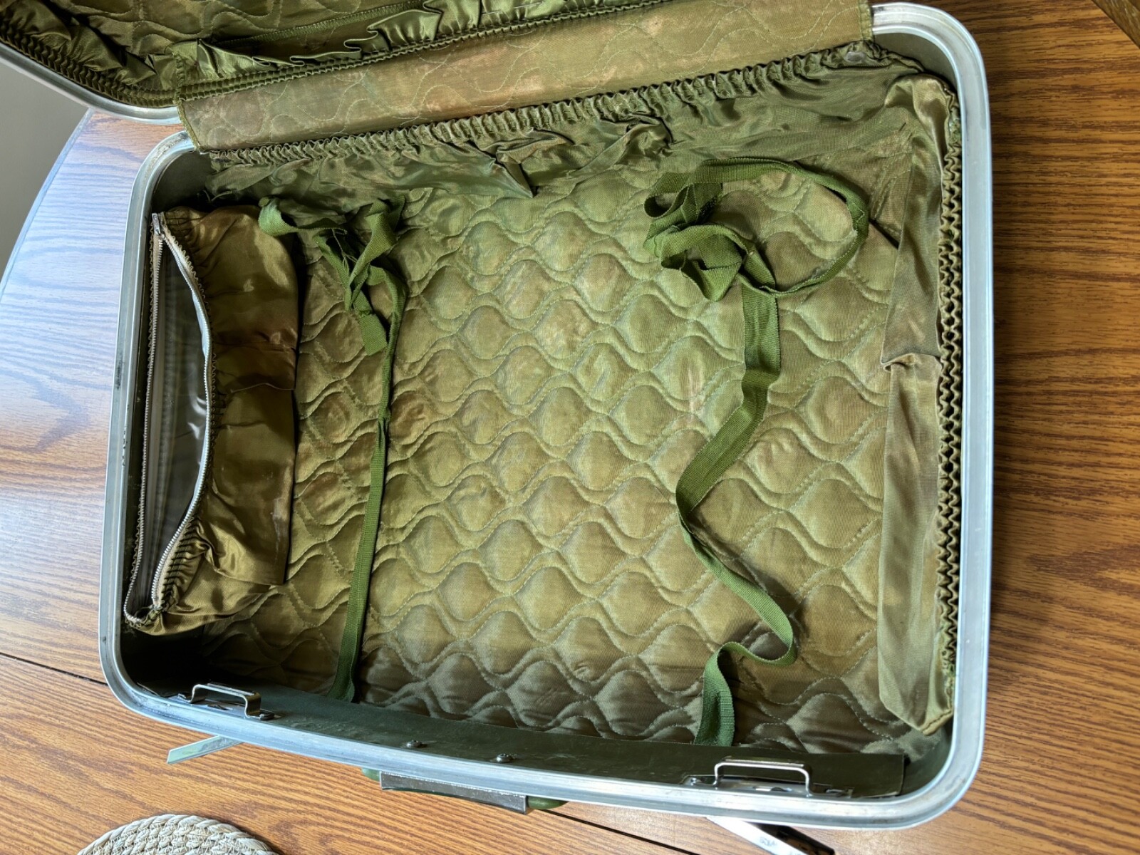 Vintage Airway Hard Shell Green Suitcase Luggage