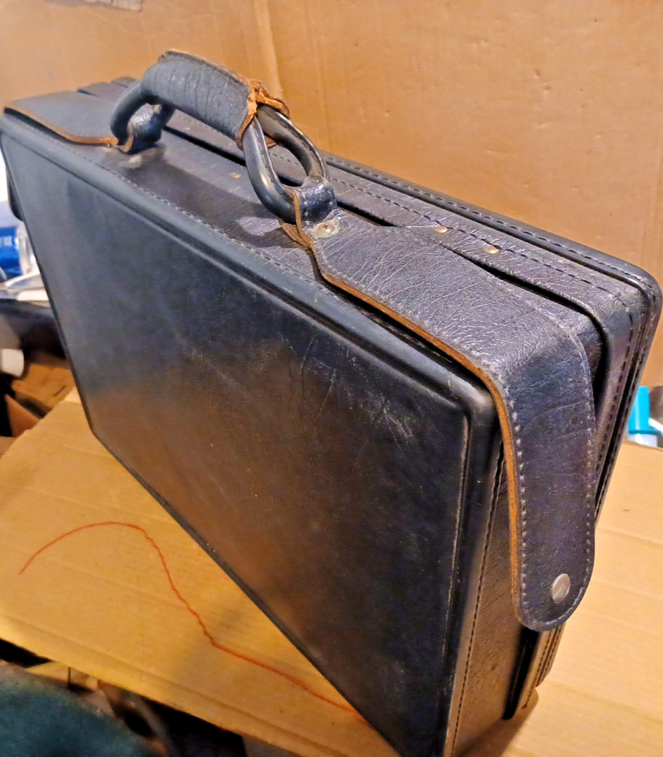 Vintage Hartmann Luggage Leather Belted Suitcase/Briefcase 18.25″X13.25″ No Key
