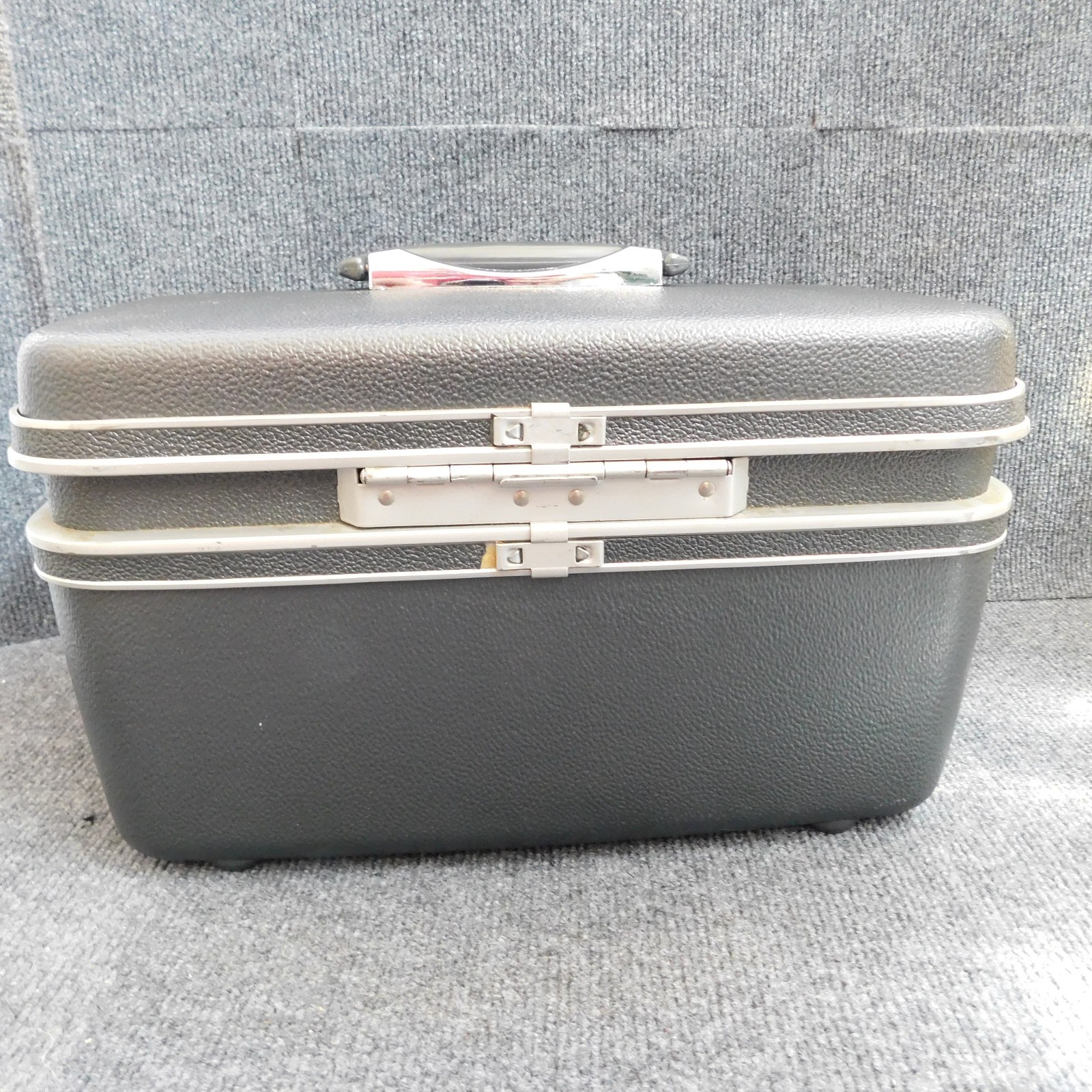 Samsonite Silhouette Train Case Tray Key Cosmetic Makeup Travel Carry On Luggage