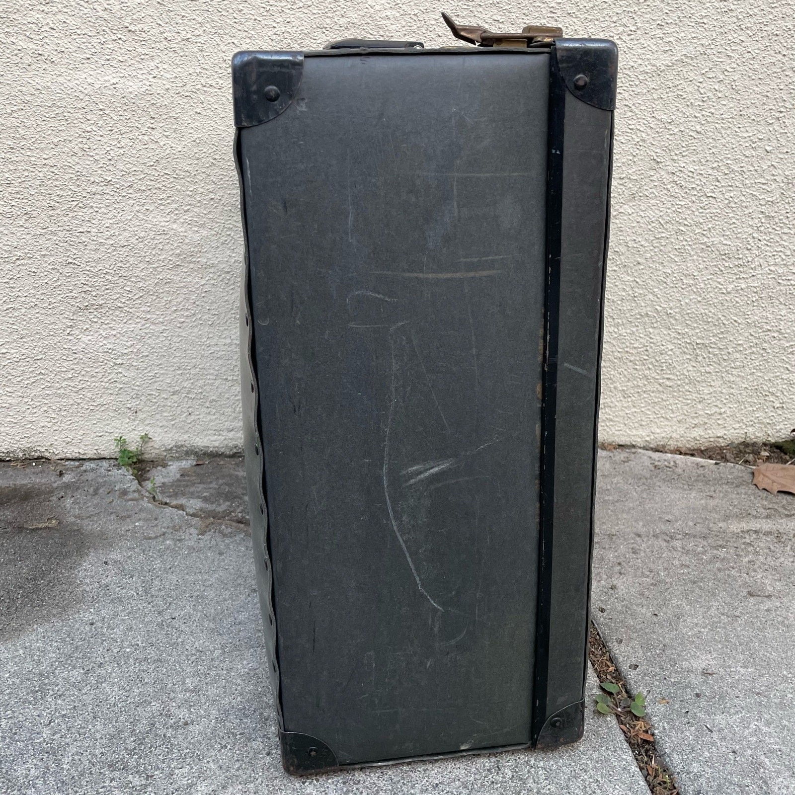 Vintage Hardshell Quick Luggage Lineman Case Distressed