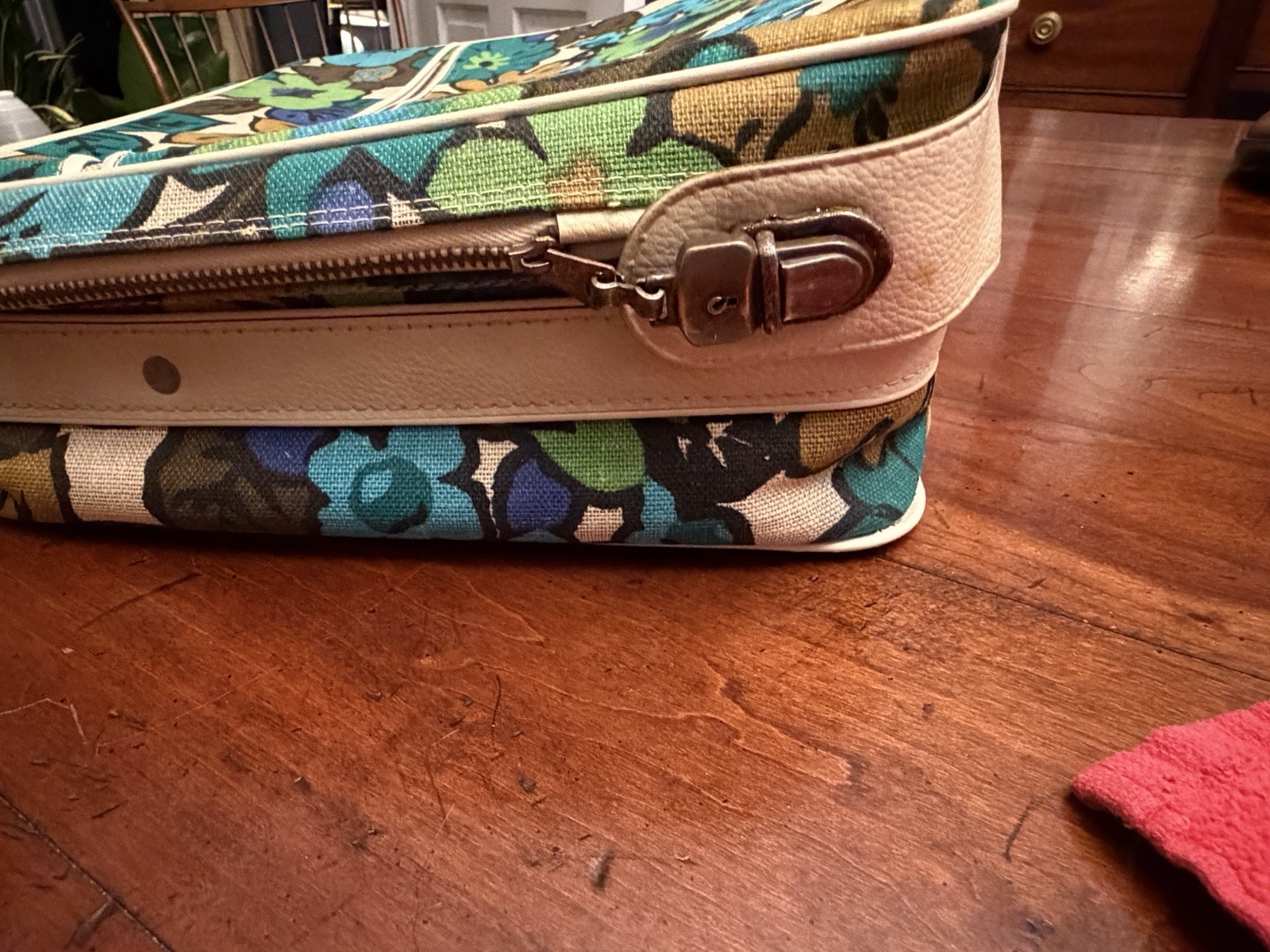 Vintage Bantam Travelware Floral Canvas Suitcase Mod 1970s Psychedelic