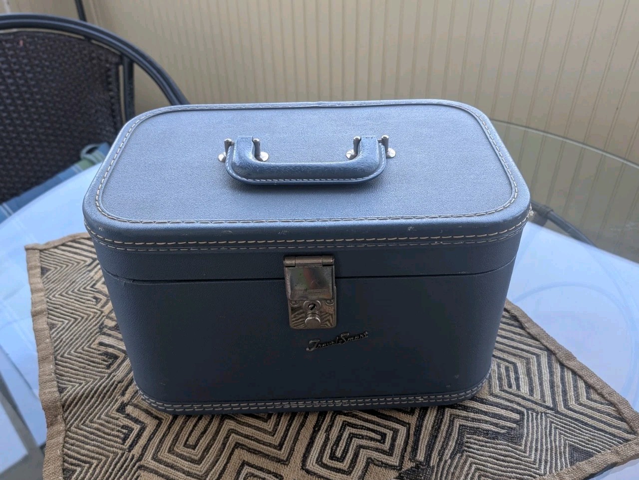 Vintage Blue Train Case Travel Smart Mid Century Vanity Makeup Box Mirror Clean