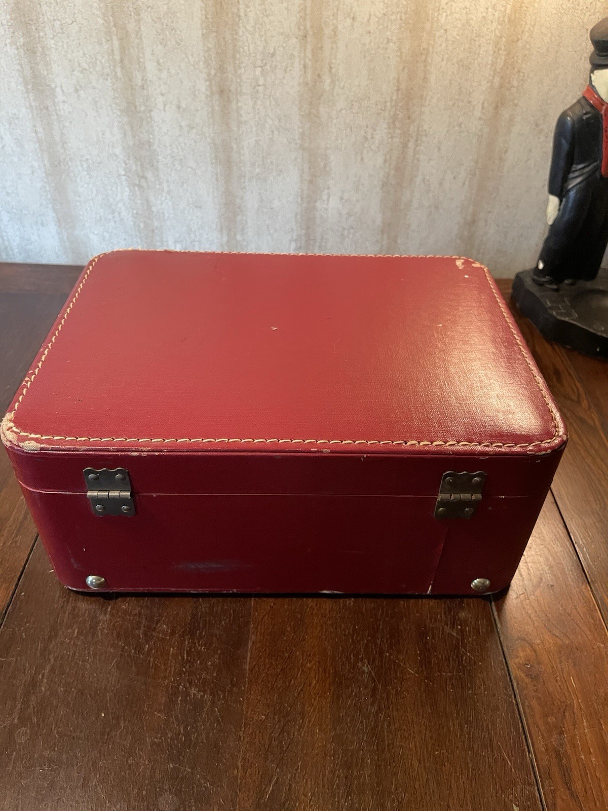 Vintage Antique Luggage Train Makeup Case w/mirror Early 1900s With Key Red