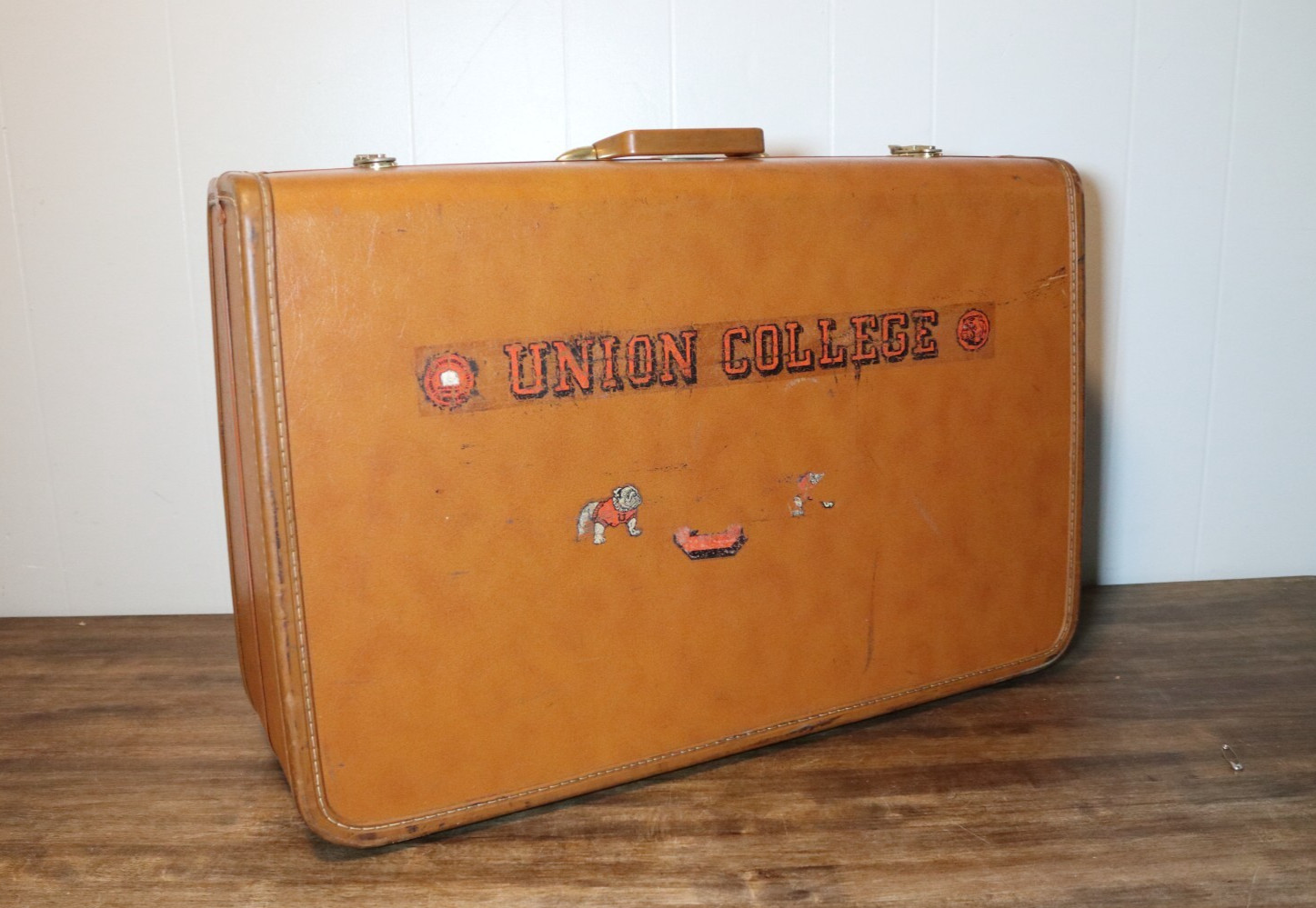 1950s Vintage/Retro | Taperlite Hard Shell Suitcase | Union College Bulldogs