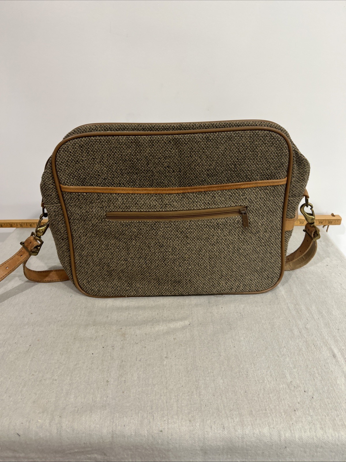 Vintage Hartmann Luggage Tweed & Leather Travel Shoulder Messenger Bag Carry On