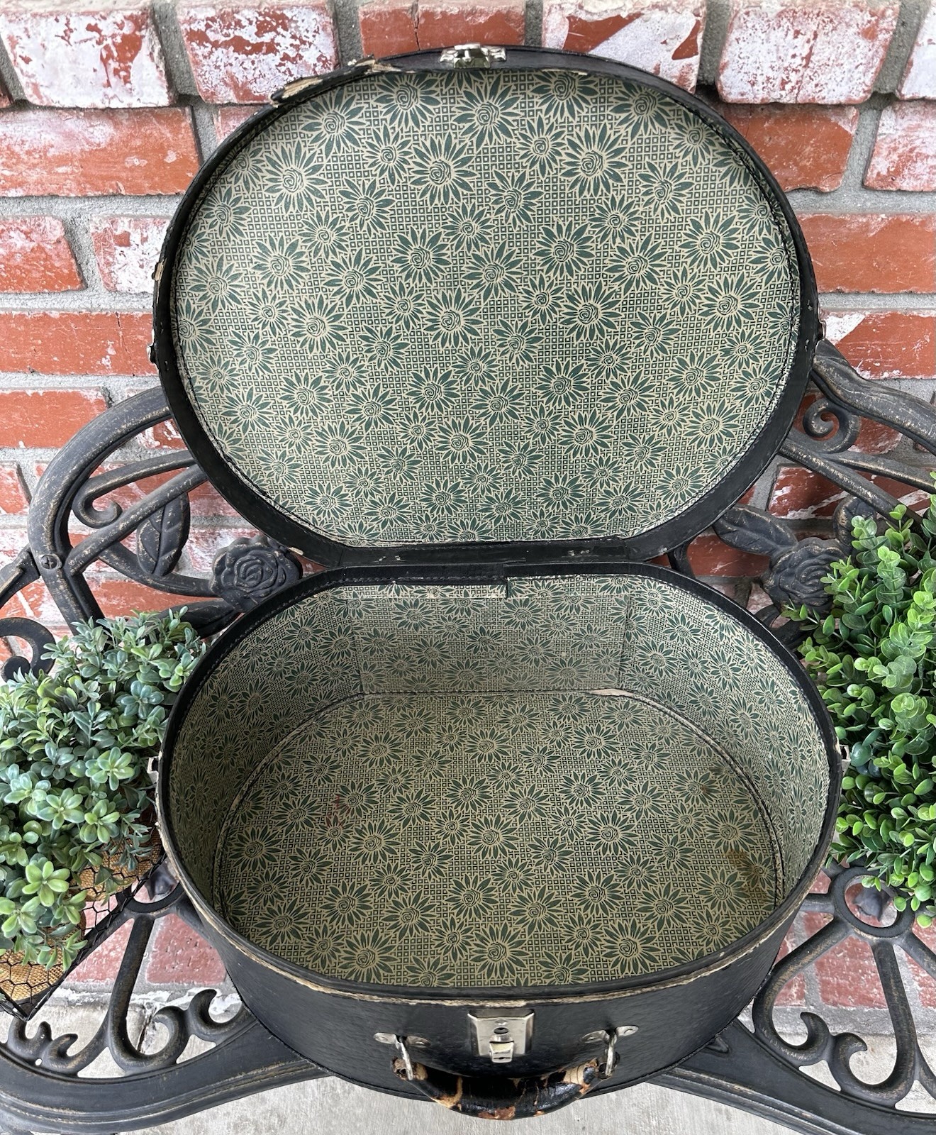 Vintage Hat Box Luggage; Black W/Green Floral Inter; Leathr Hndl/Slvrtone Clasps