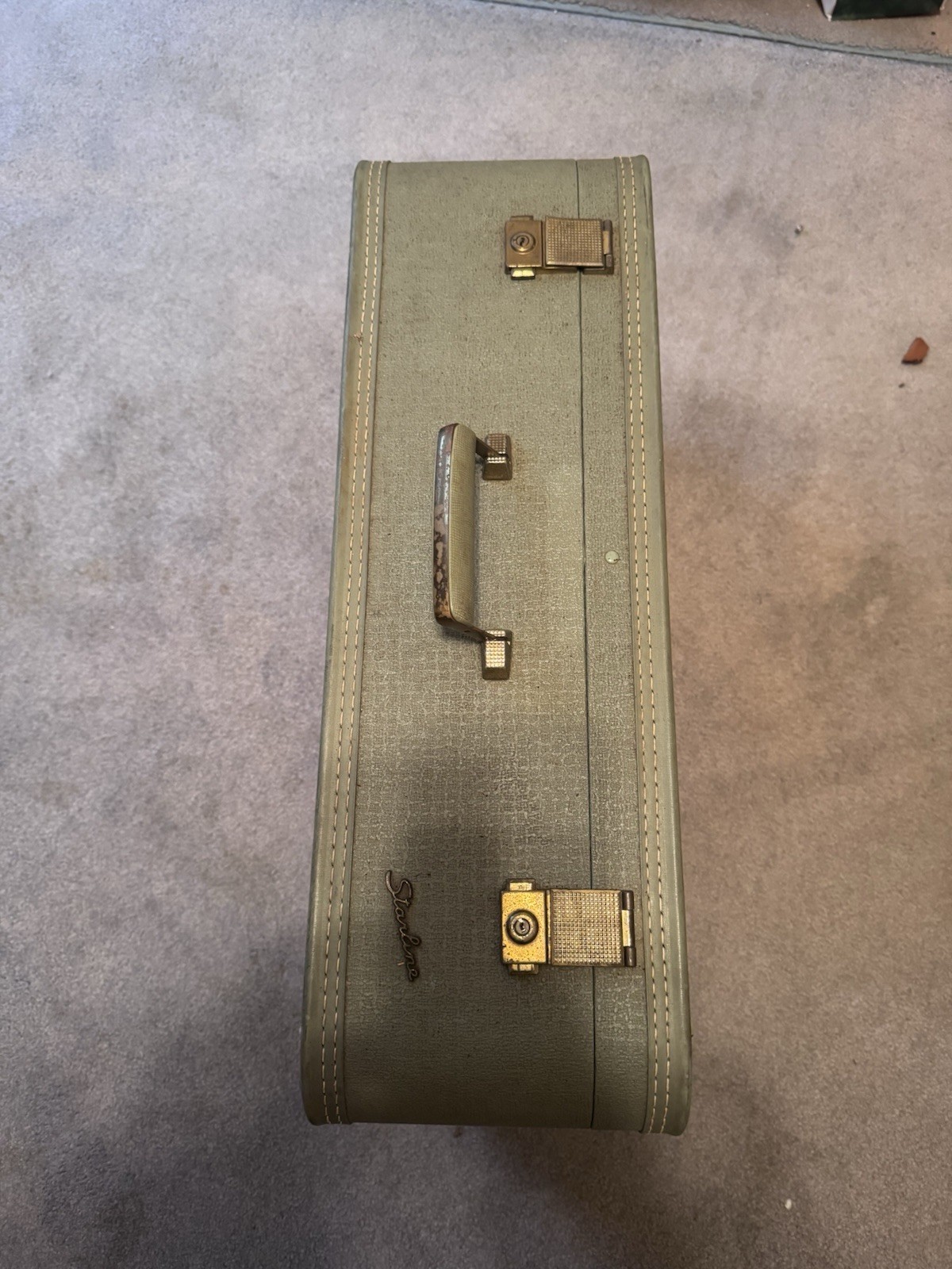 Starline Vintage Blue Grey Lady Baltimore 21x7x14 Hard Shell Suitcase Luggage