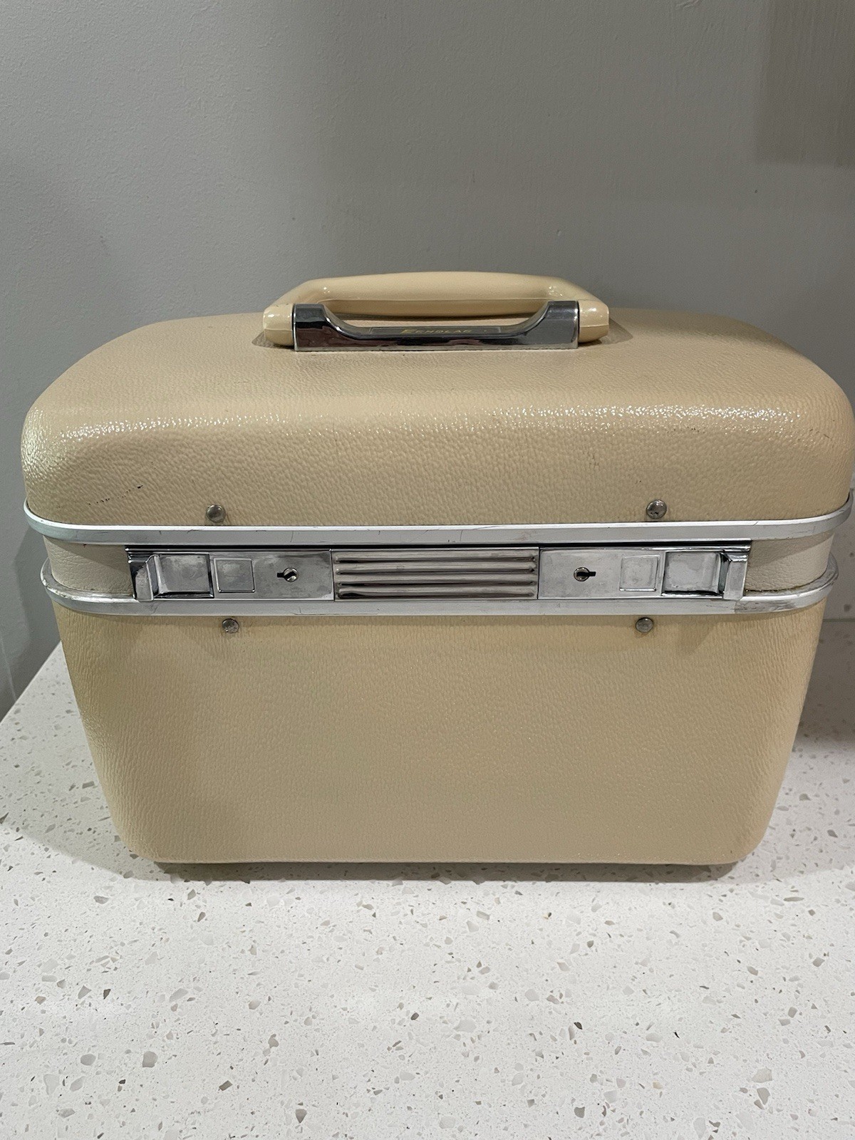 Vintage Echolac Travel/Train Makeup Case With Mirror and tray