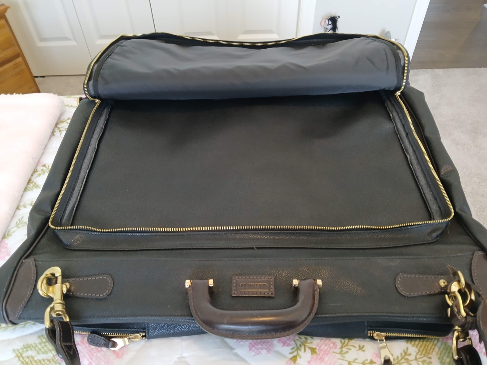 VINTAGE MULHOLLAND HANDCRAFTED BLACK LEATHER GARMENT TRAVEL BAG MADE IN USA