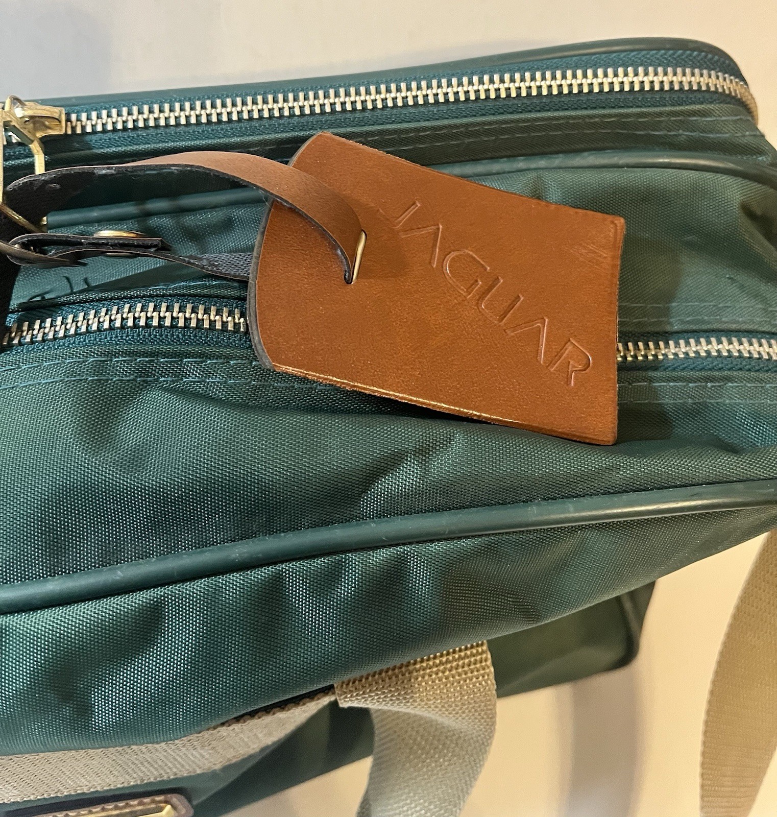 Vtg JAGUAR Weekender Dark Green Canvas Duffle Travel Tote Bag Metal Zippers EC