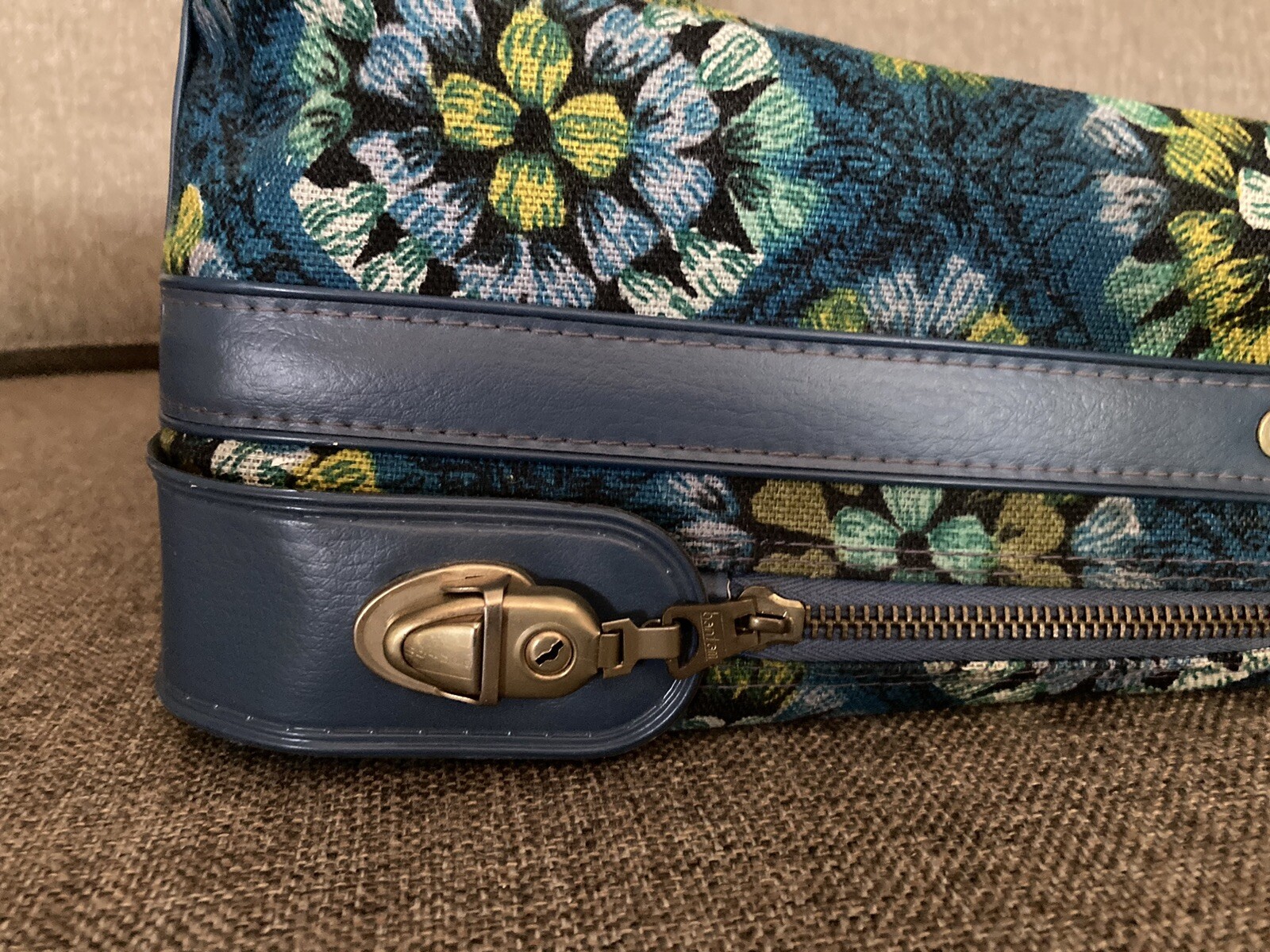 Vintage BANTAM Suitcase Mod Canvas Retro Boho 70’s Overnight luggage Bags w key