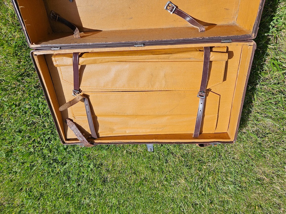 Vintage Original Luggage 1920s-1940s Leatherette Suitcase 25 L x 15 W x 9 H