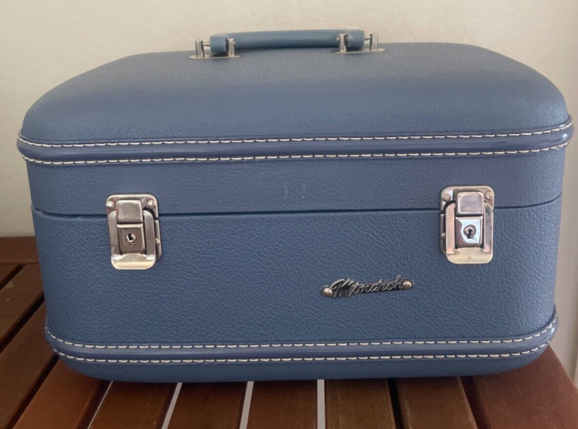 Vintage 1960s Luggage Monarch Blue Hard Shell Suitcase Set – Pristine w/Keys