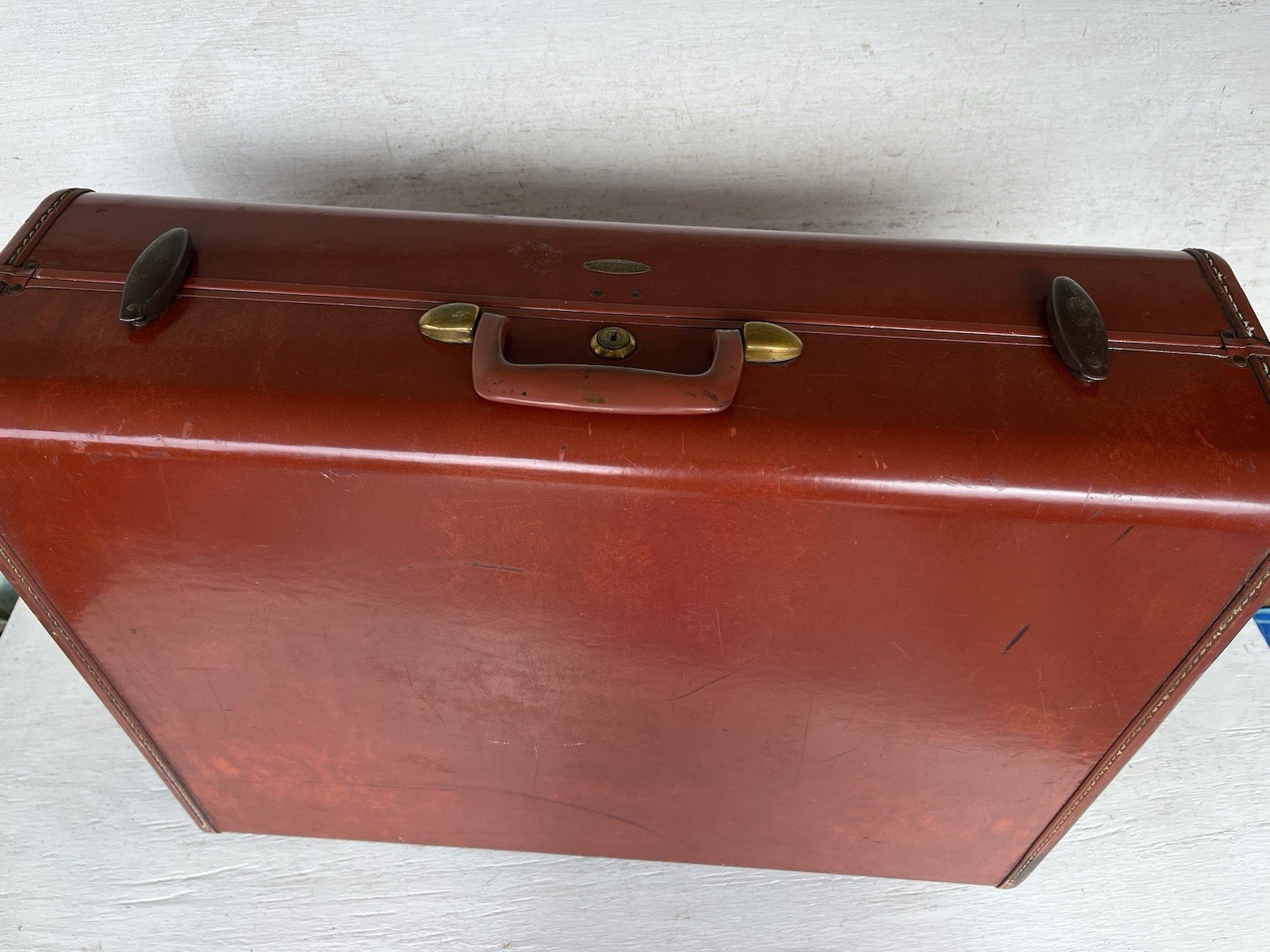Vintage Brown Hard Shell Samsonite Suitcase Metal Locks Violet Fabric Interior
