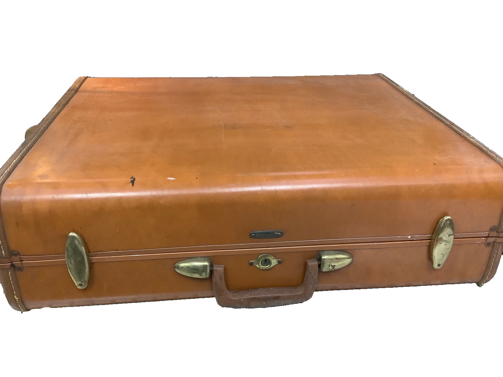 VINTAGE HARDSHELL SAMSONITE LUGGAGE, STYLE 4655, 24″ X 18.5″ X 3.5″ EACH HALF