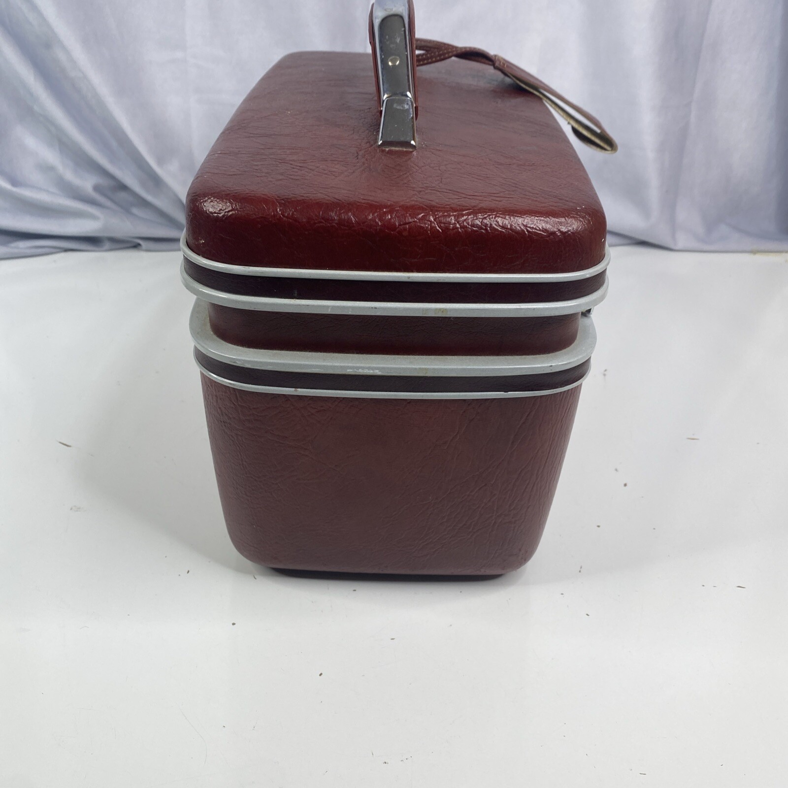 Vintage Samsonite Sentry Maroon Hard Train Make up Case Full Mirror & Tag No Key