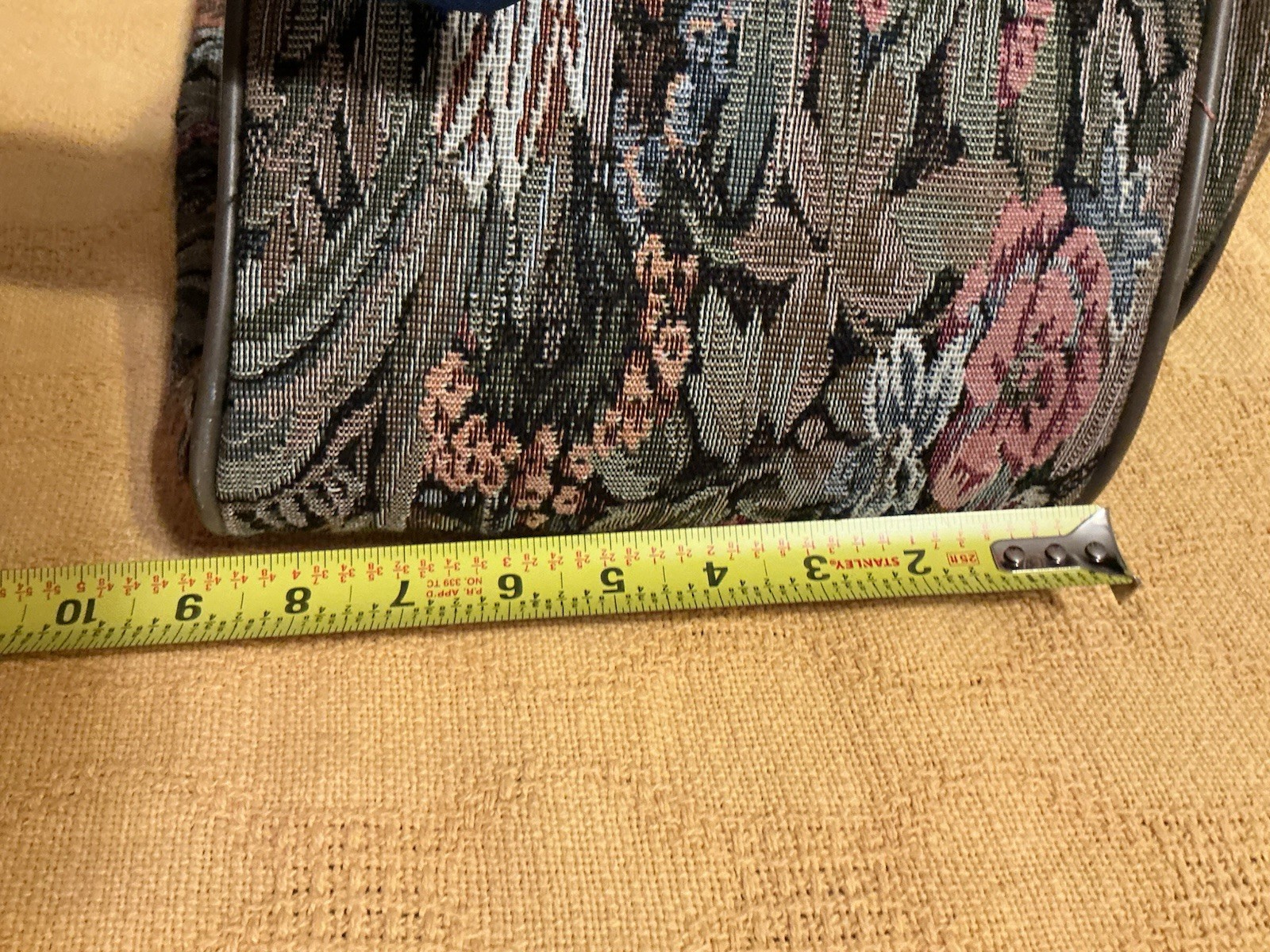Jordache VINTAGE Floral Tapestry Duffle Bag Weekender Canvas EUC