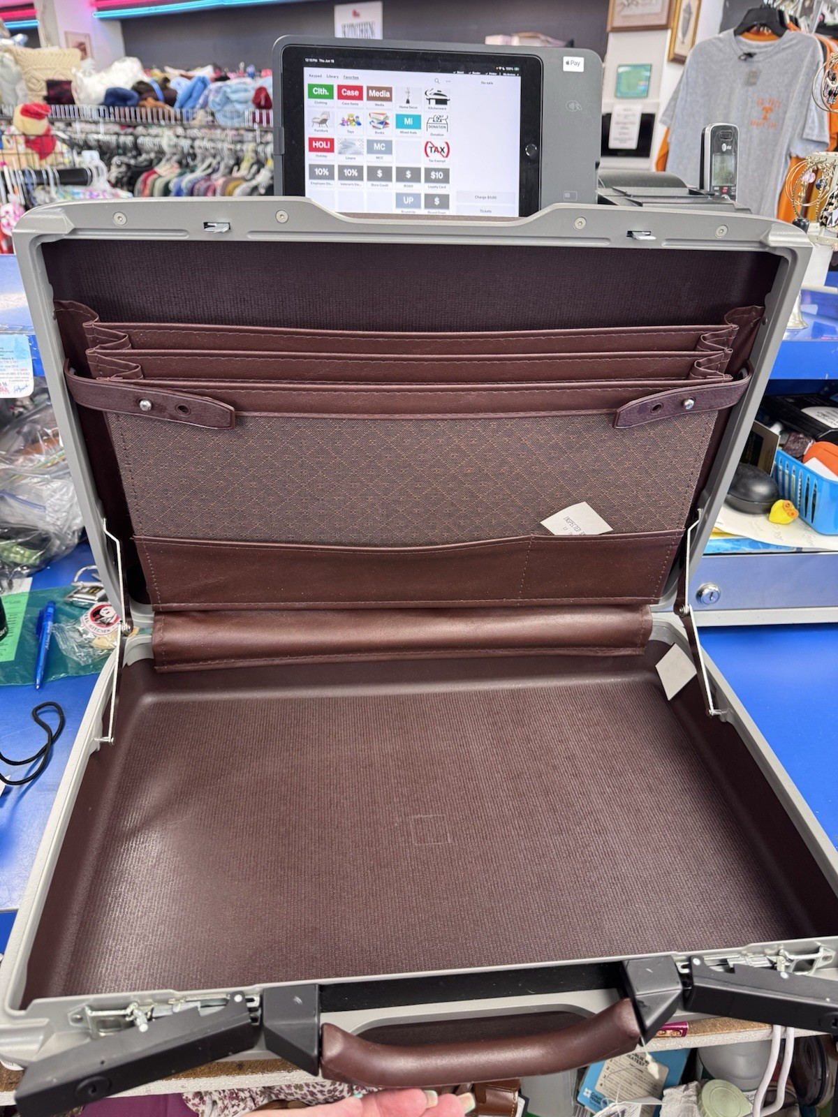 1984 samsonite the survivor brown card case briefcase with keys new/old stock