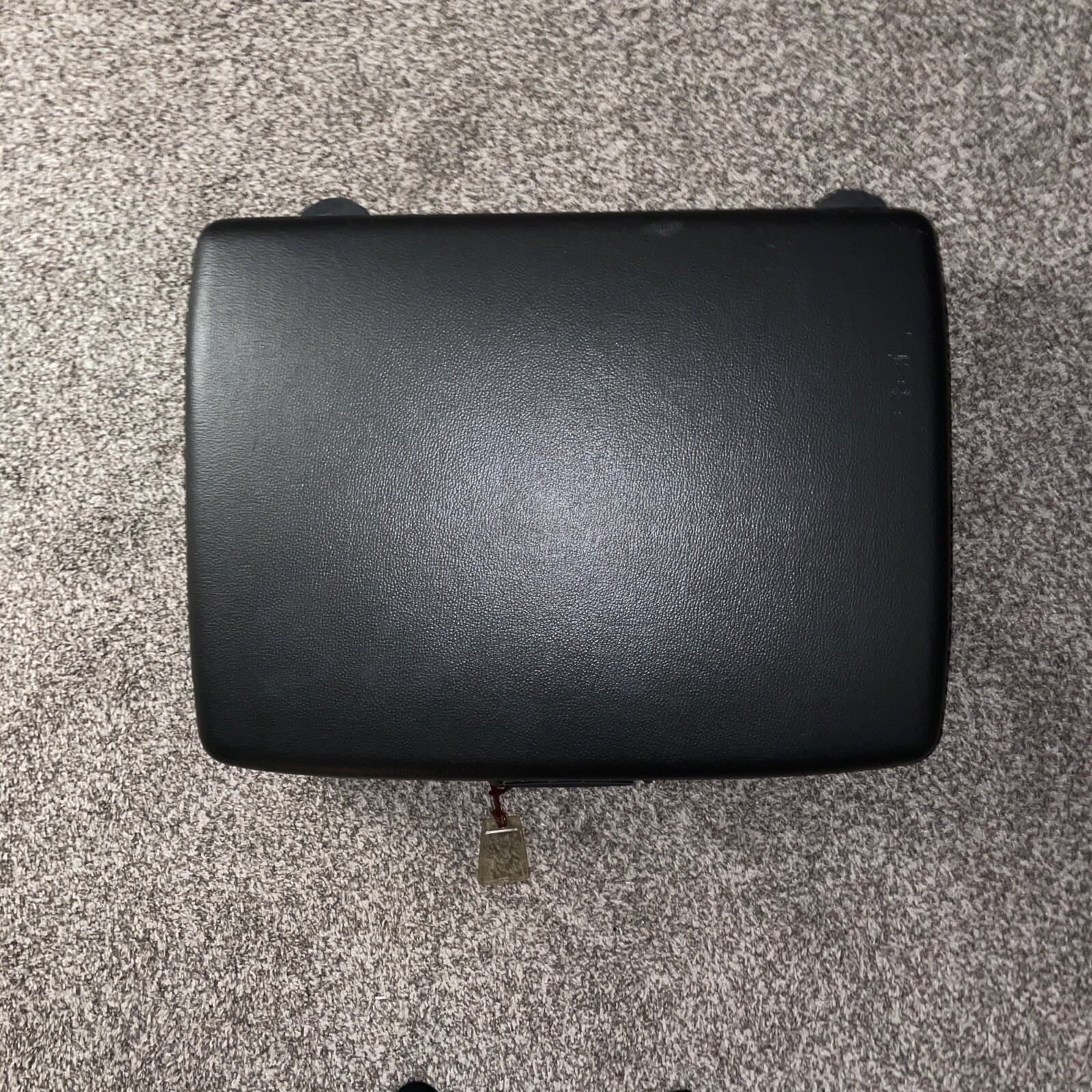 Vintage Royal Traveler Medalist Hardcase Locking Suitcase Charcoal