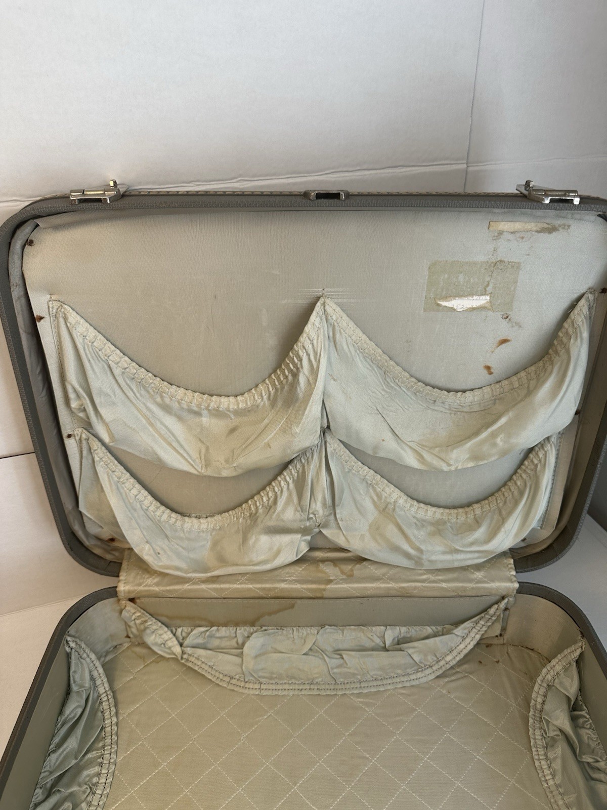 Vintage Towncraft Hard Shell Suitcase Luggage Gray Olive Green Mid Century Prop