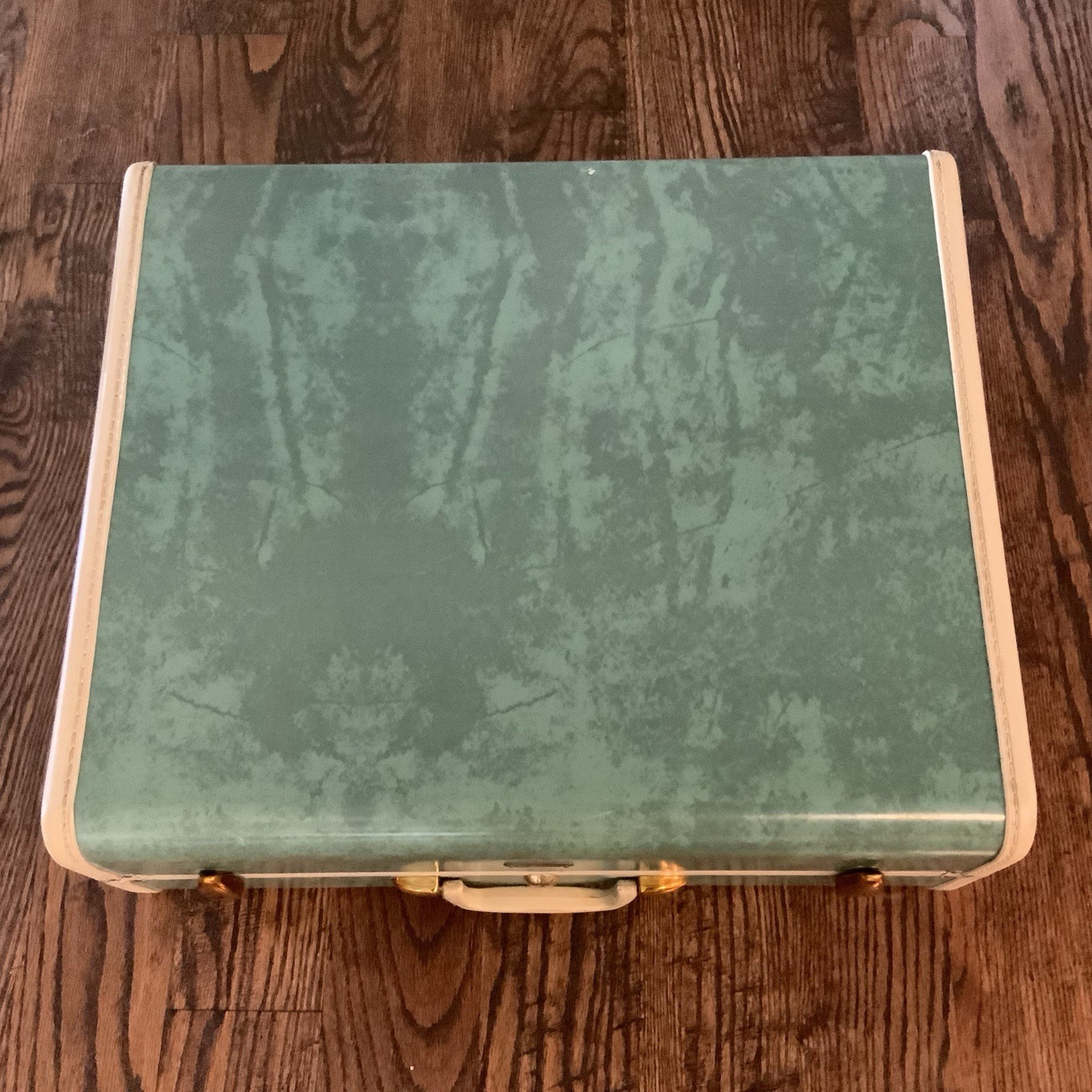 Vintage 1950s Samsonite Suitcase Bermuda Green Marbled 21″ Big Schwayder Luggage