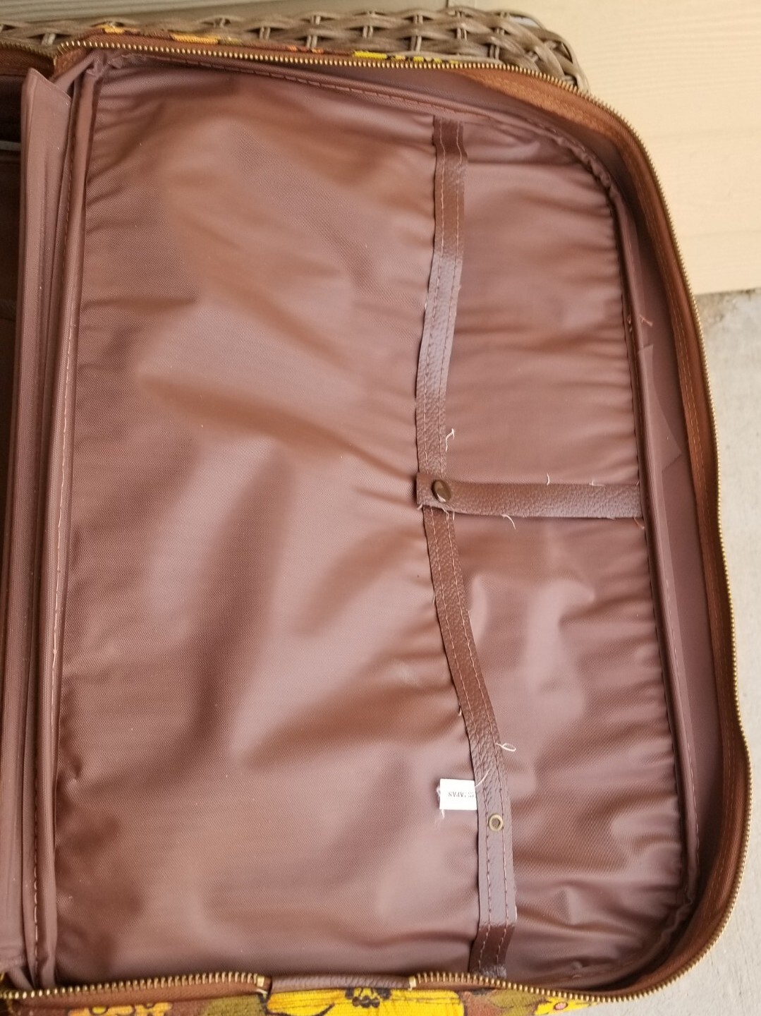 Vintage! 1960’s Made in Japan FLORAL Unbranded Overnight Carry-on Hand Luggage