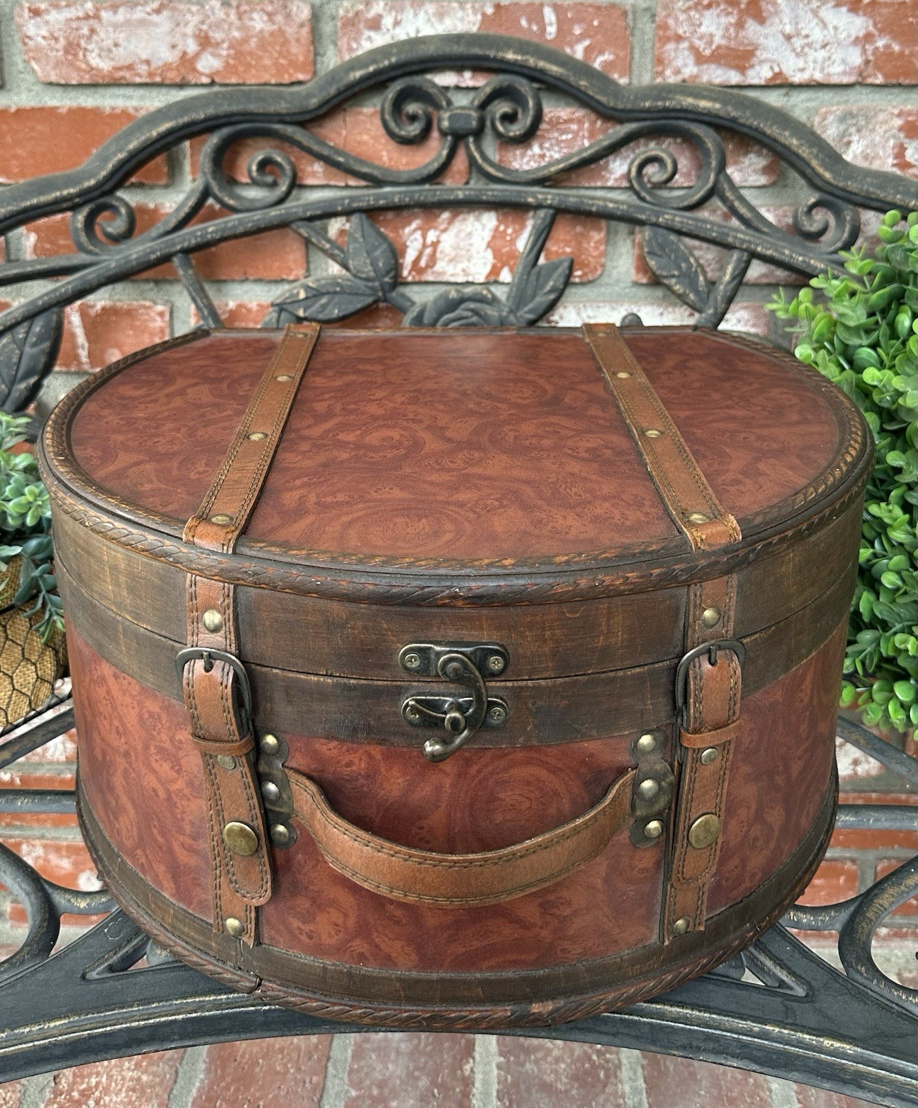 Vintage Wooden Hat Box; Caramel Burlwood/Lthr Straps & Hndl; Buckles/Brass Studs