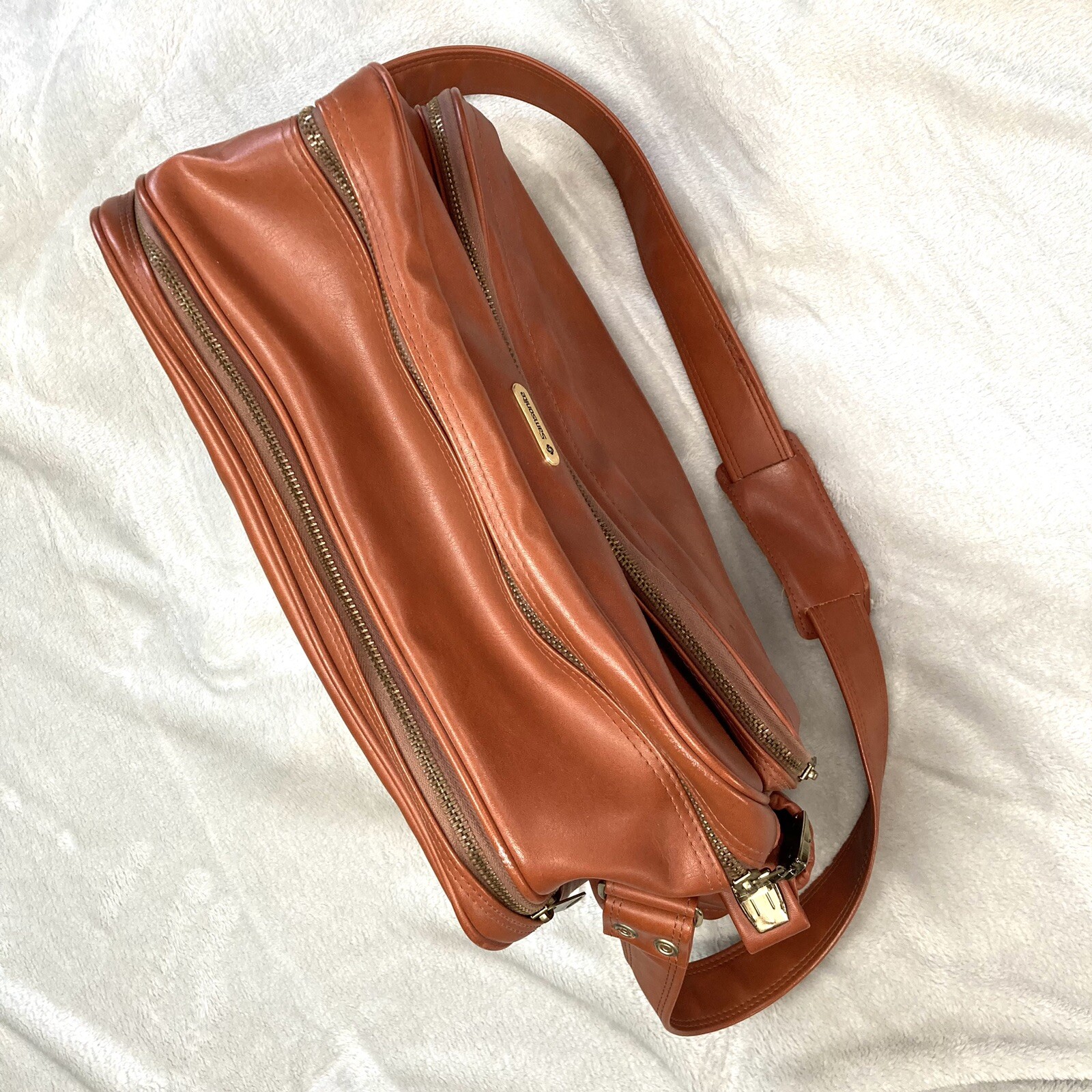 VTG Vegan Leather Samsonite luggage Carry On Brown Shoulder Bag Faux Leather