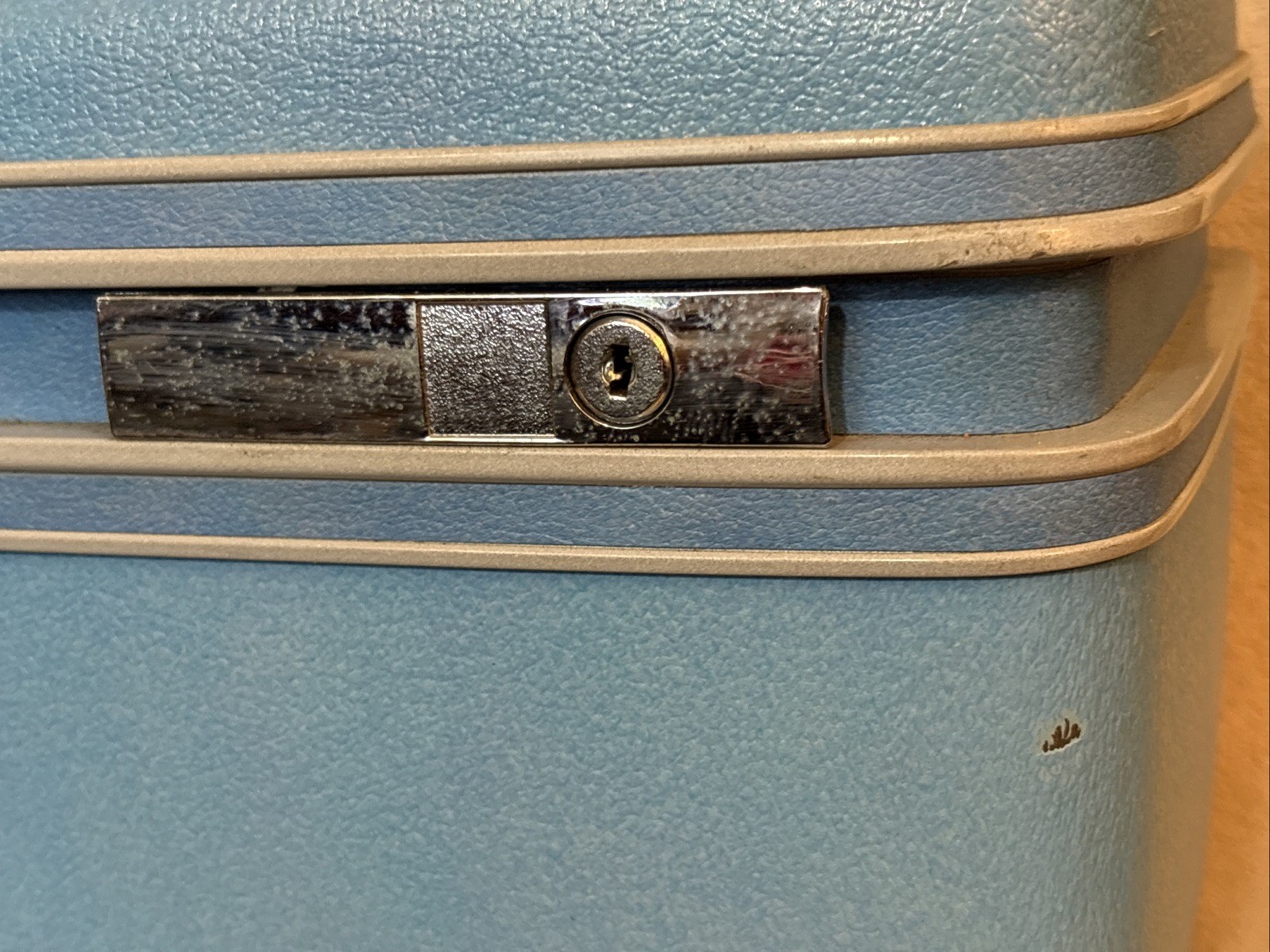 Vintage Sears Courier Travel Cosmetic Train Case Sky Blue w/Tray Samsonite VGC
