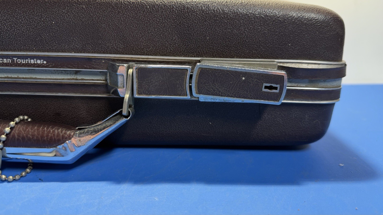 Vintage American Tourister Hard-Shell Briefcase Attache Case Brown – No Key