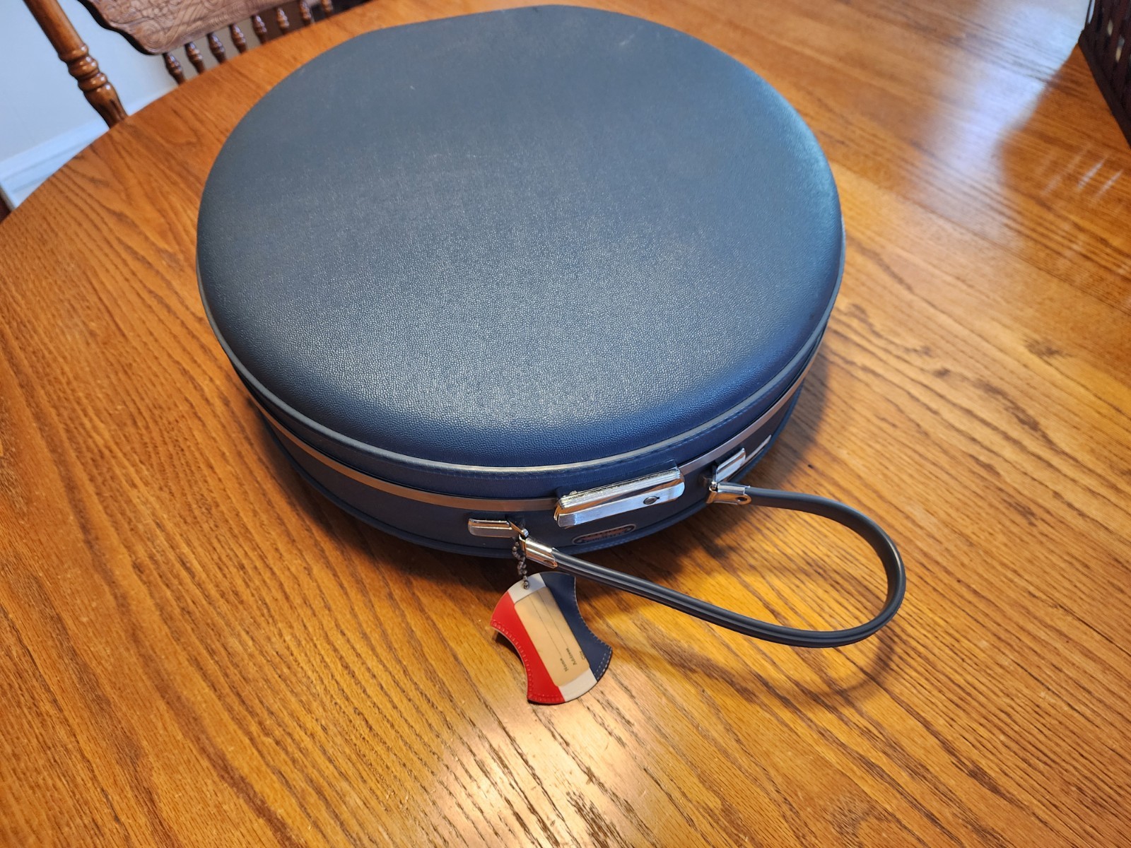 Vintage American Tourister Tri Taper Round Hat Box Carry on Suit Case Blue Hard