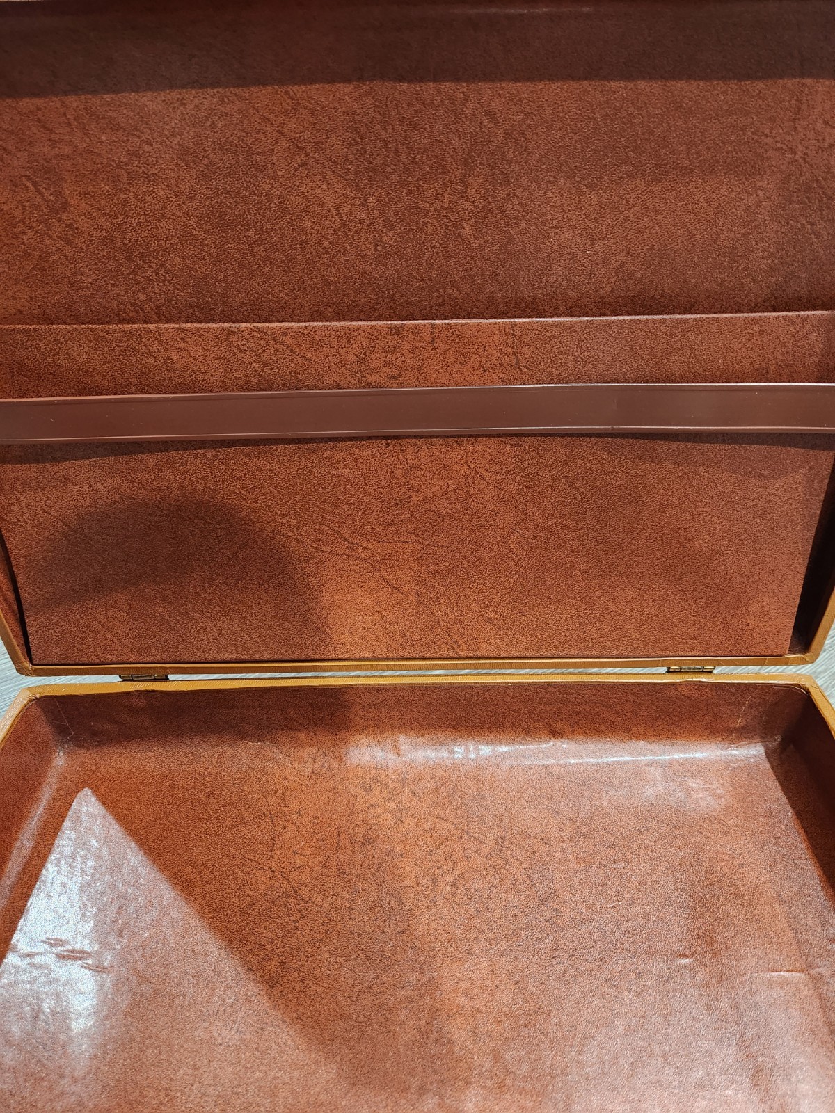 Vintage Brown Hard Faux Leather Suitcase with Locking & Compartments