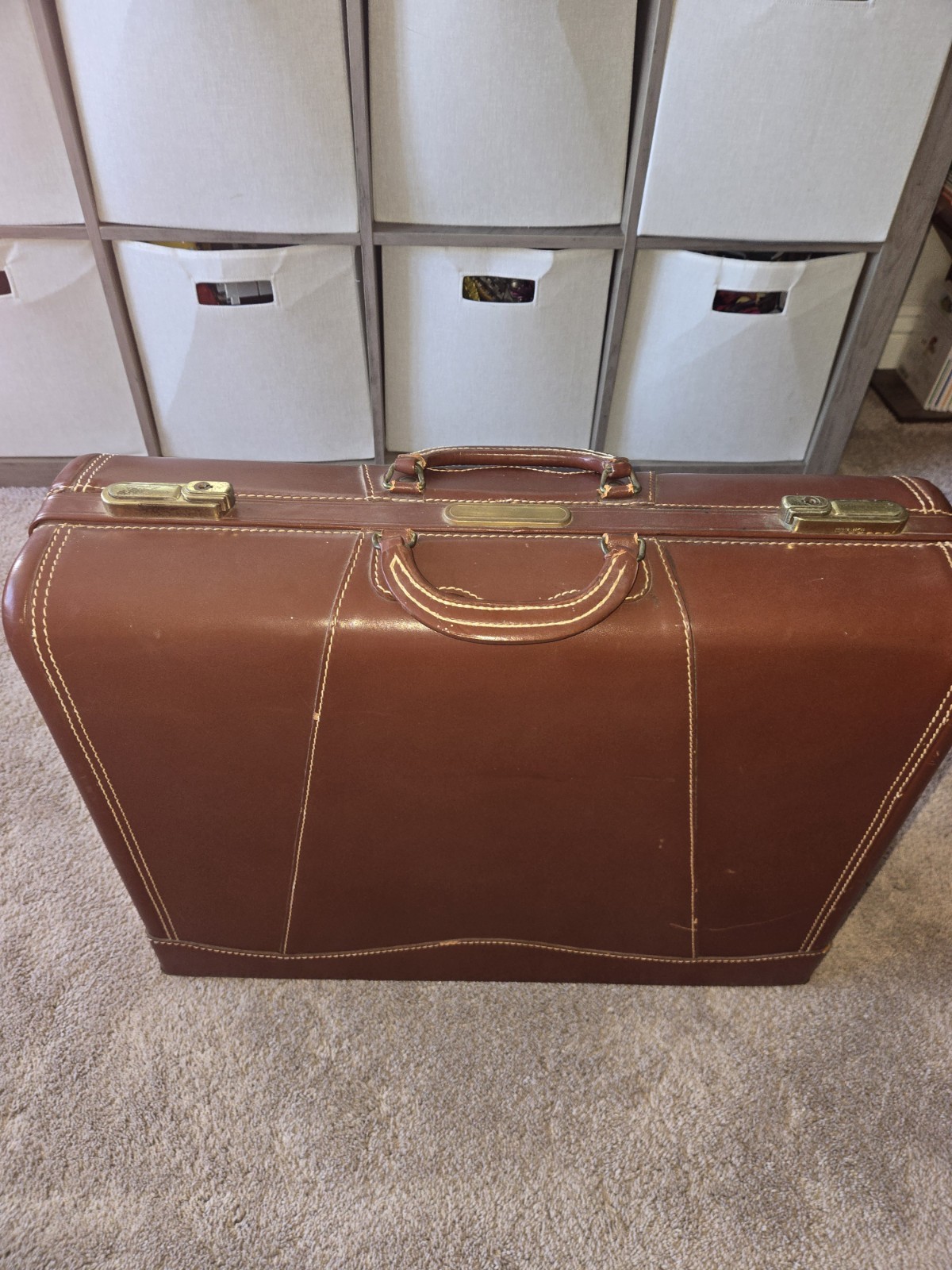 VTG J.C. HIGGINS MEN’S TWO SUITER CASE-1950s-Never Used- Orig Tag,keys,hangers